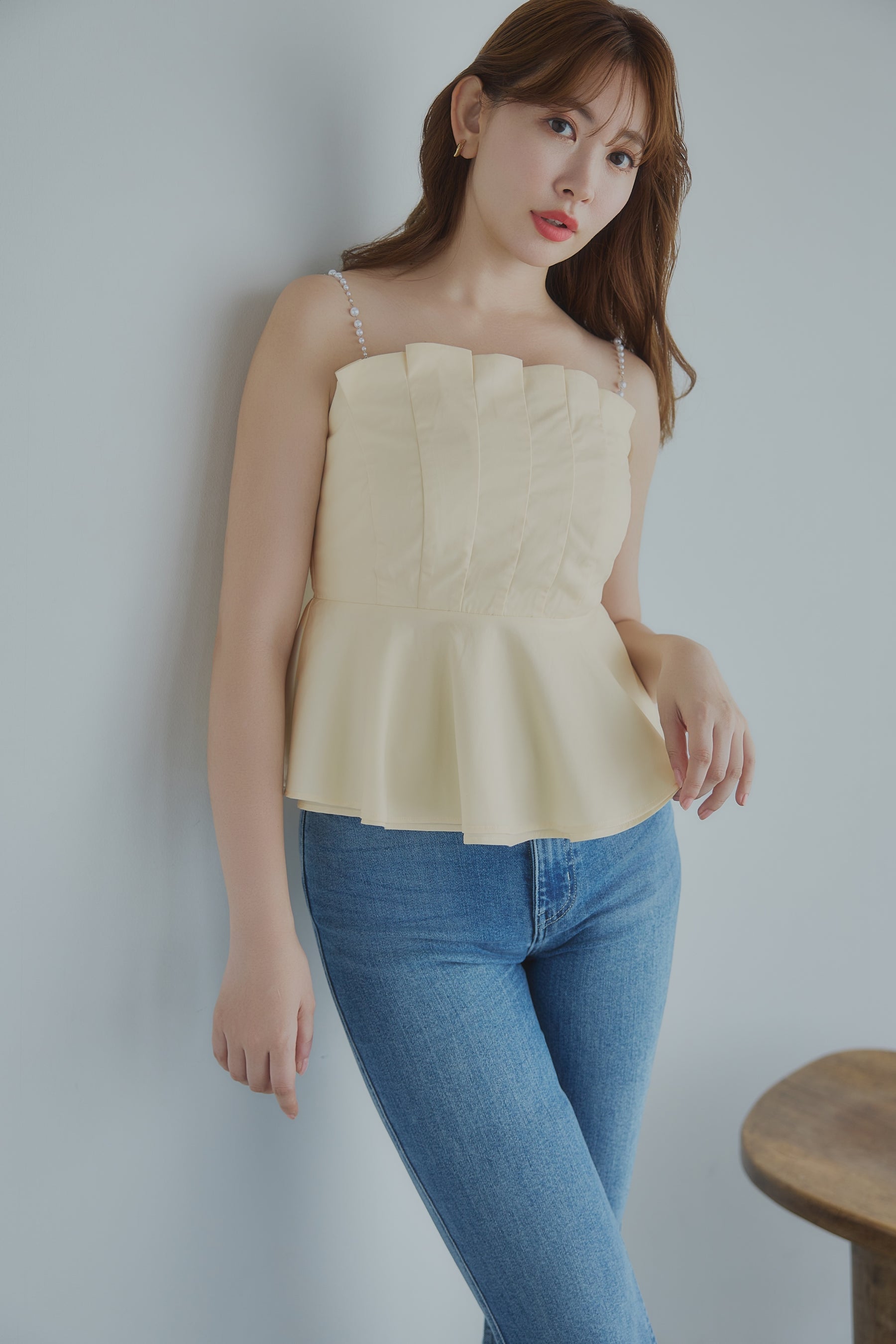 【7月下旬発送】Pearl-Strap Frill Top