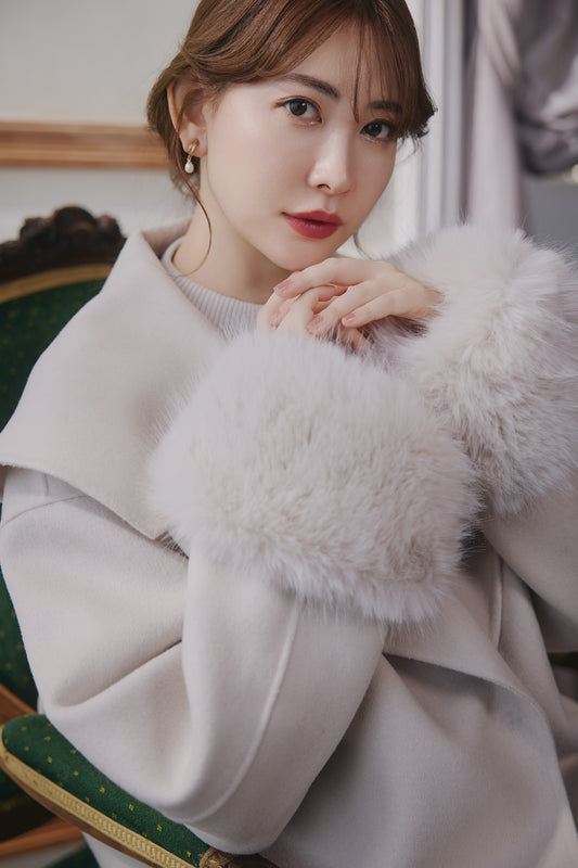 Loro Short Rever Coat