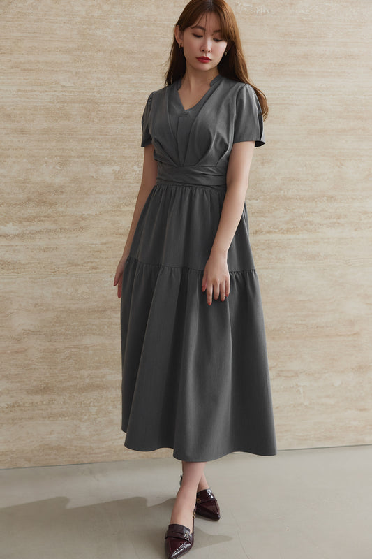 【8月下旬発送】Tucked Gathered Shirt Dress