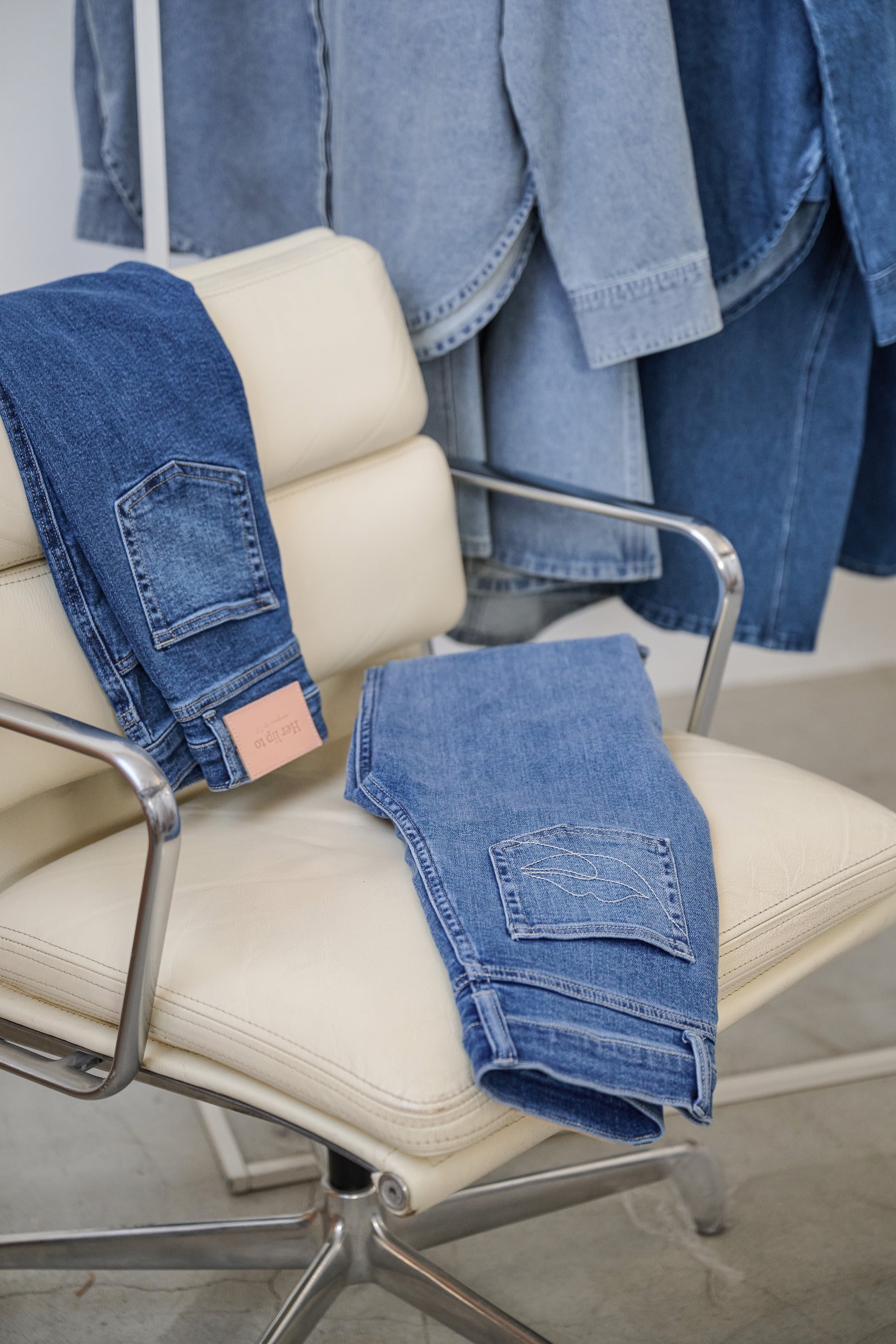 【light blue / blue】New York High-Waisted Jeans
