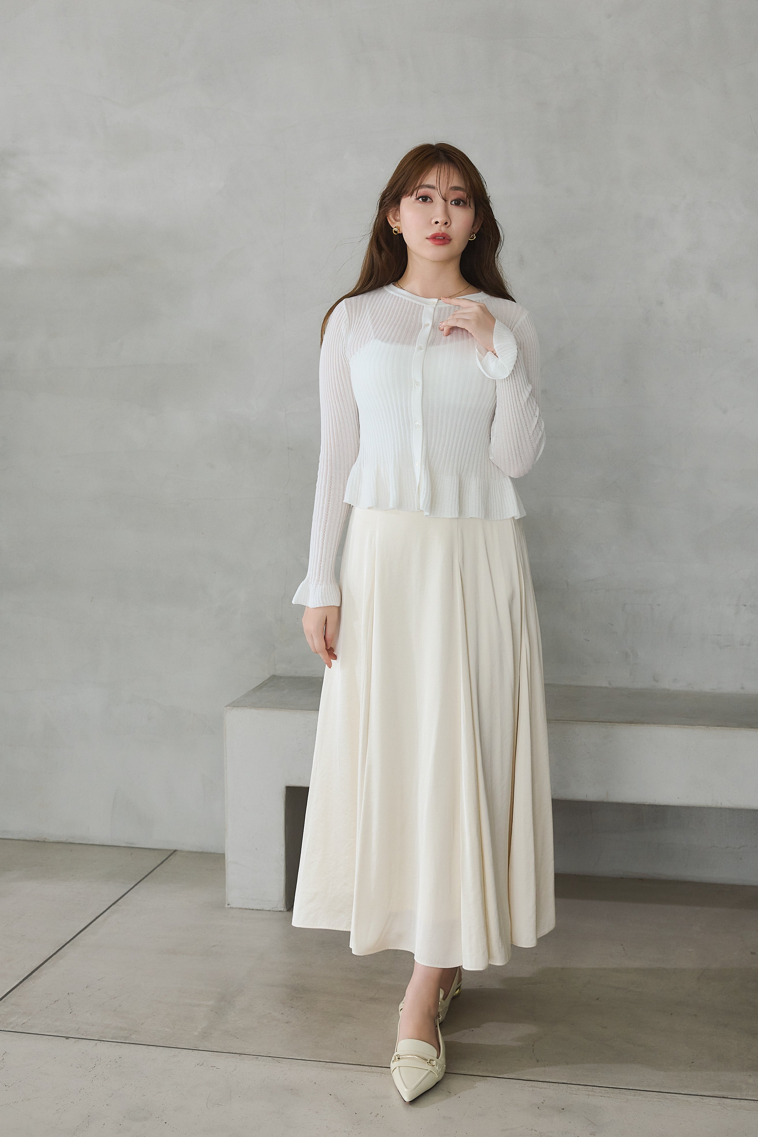 スカート Acka. satin flare skirt satin flare skirt – Acka online store