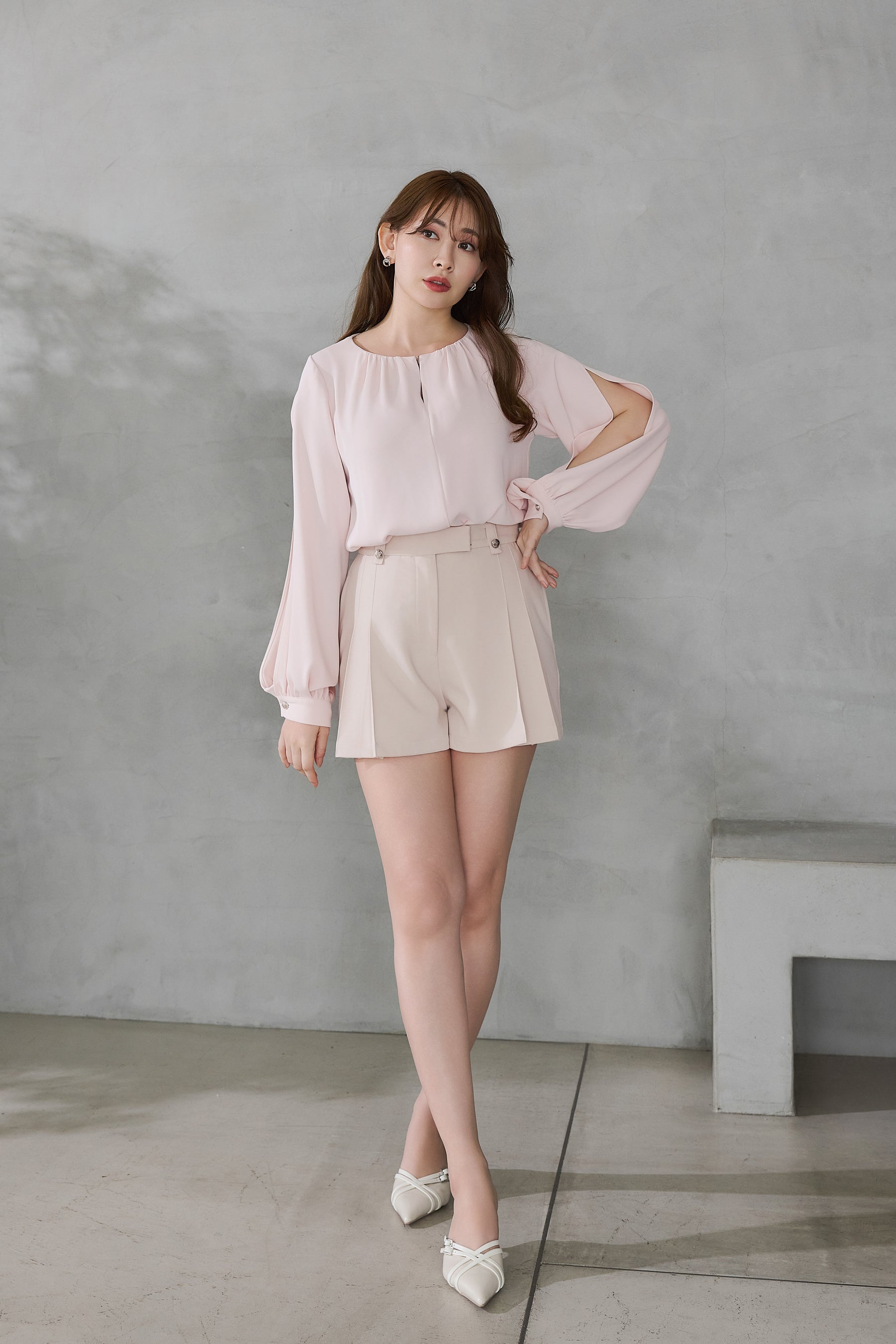 Front Tuck Twill Shorts