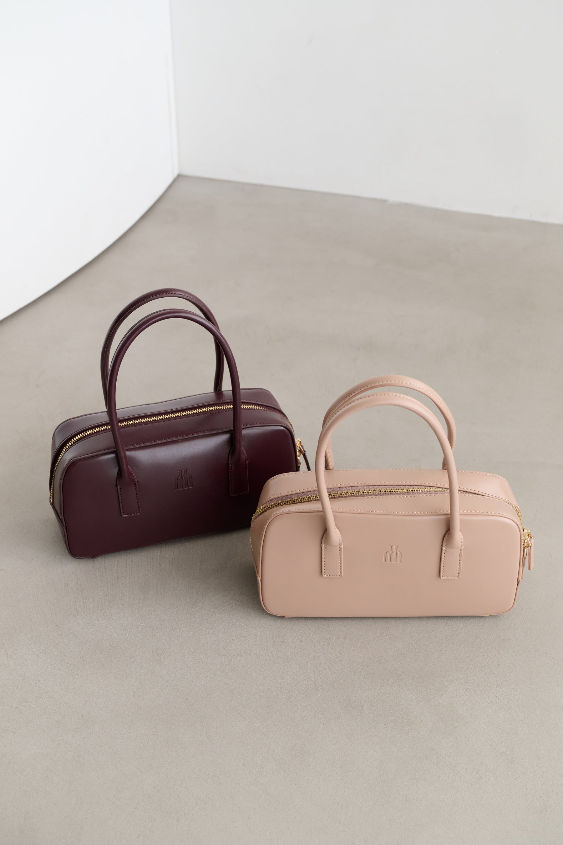 【新色】Trois Logo Mini Boston Bag