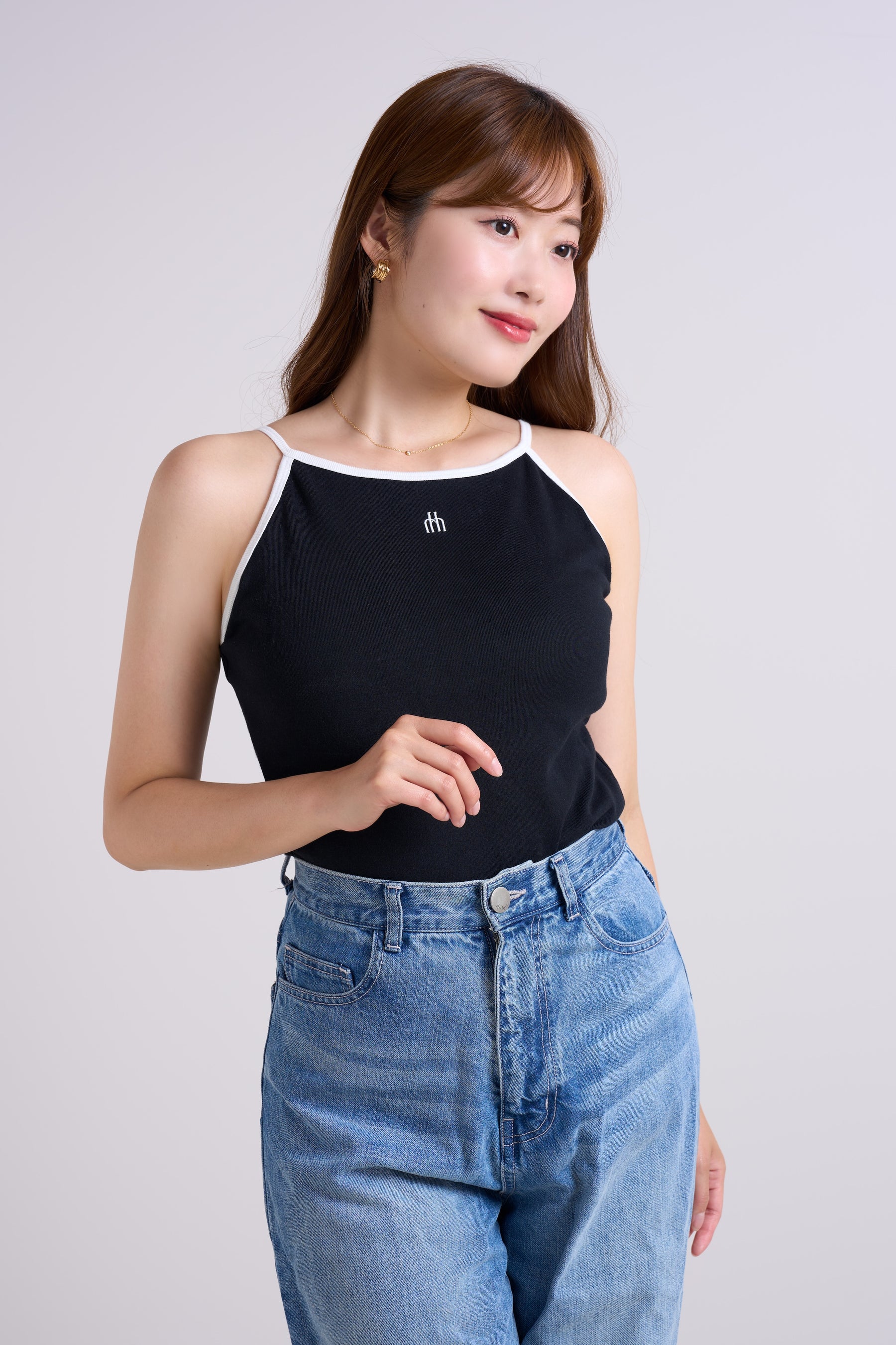 Trois Logo Top