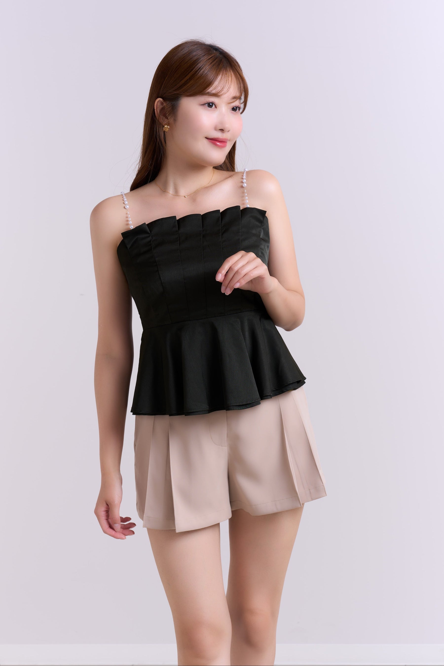 【7月下旬発送】Pearl-Strap Frill Top