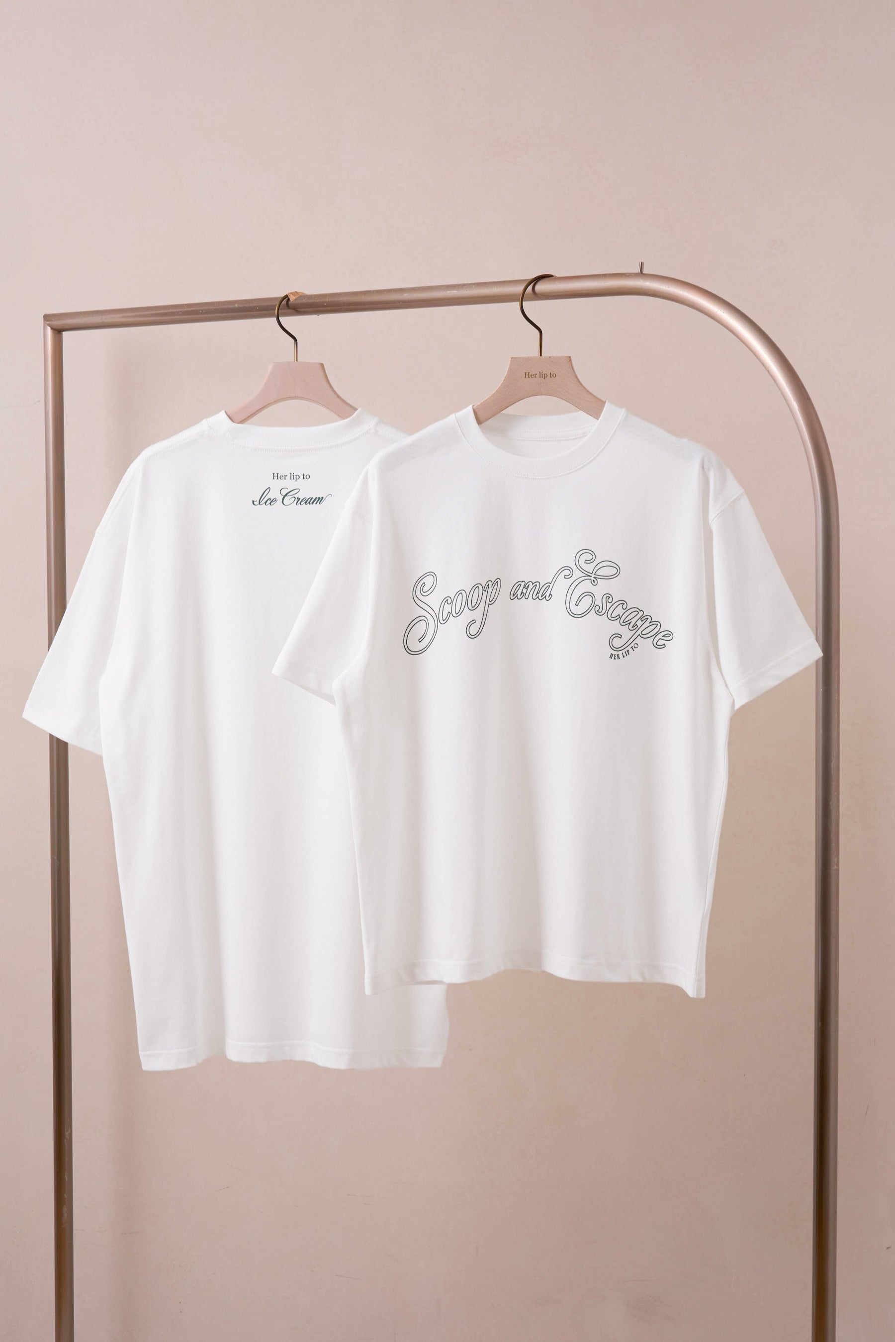 【XXL size】Scoop and Escape Tee