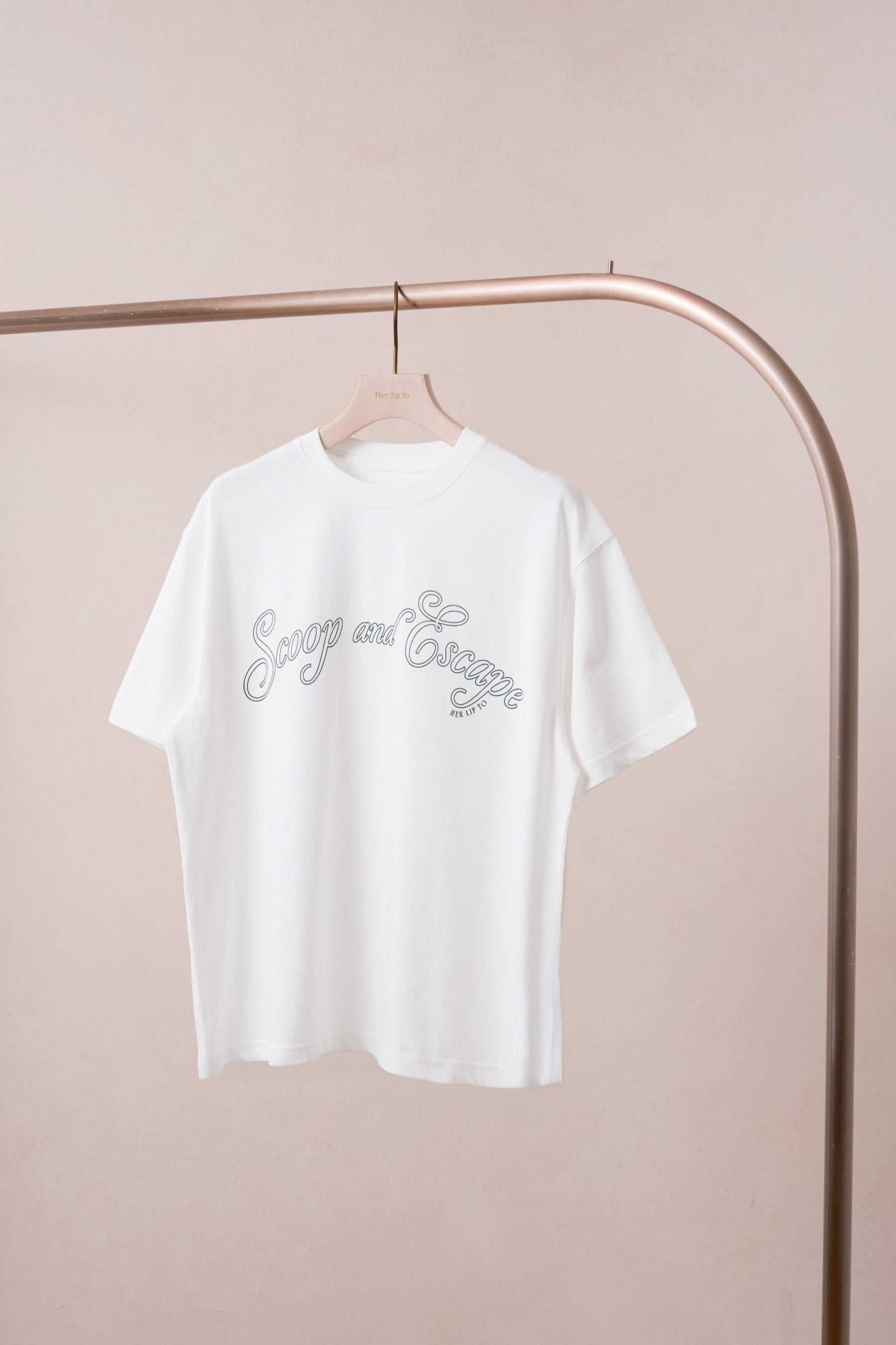 【XXL size】Scoop and Escape Tee