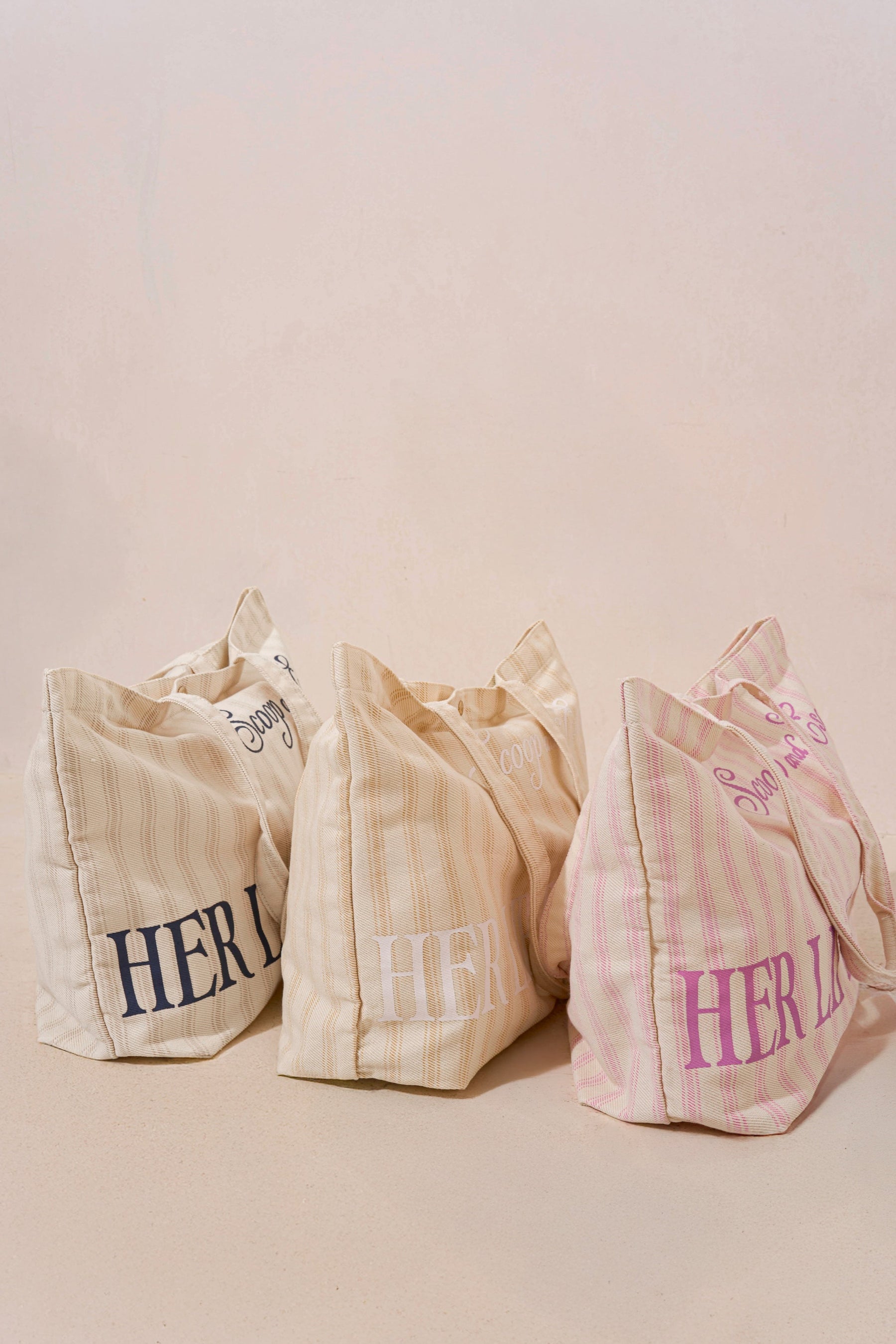 Scoop and Escape Large Tote