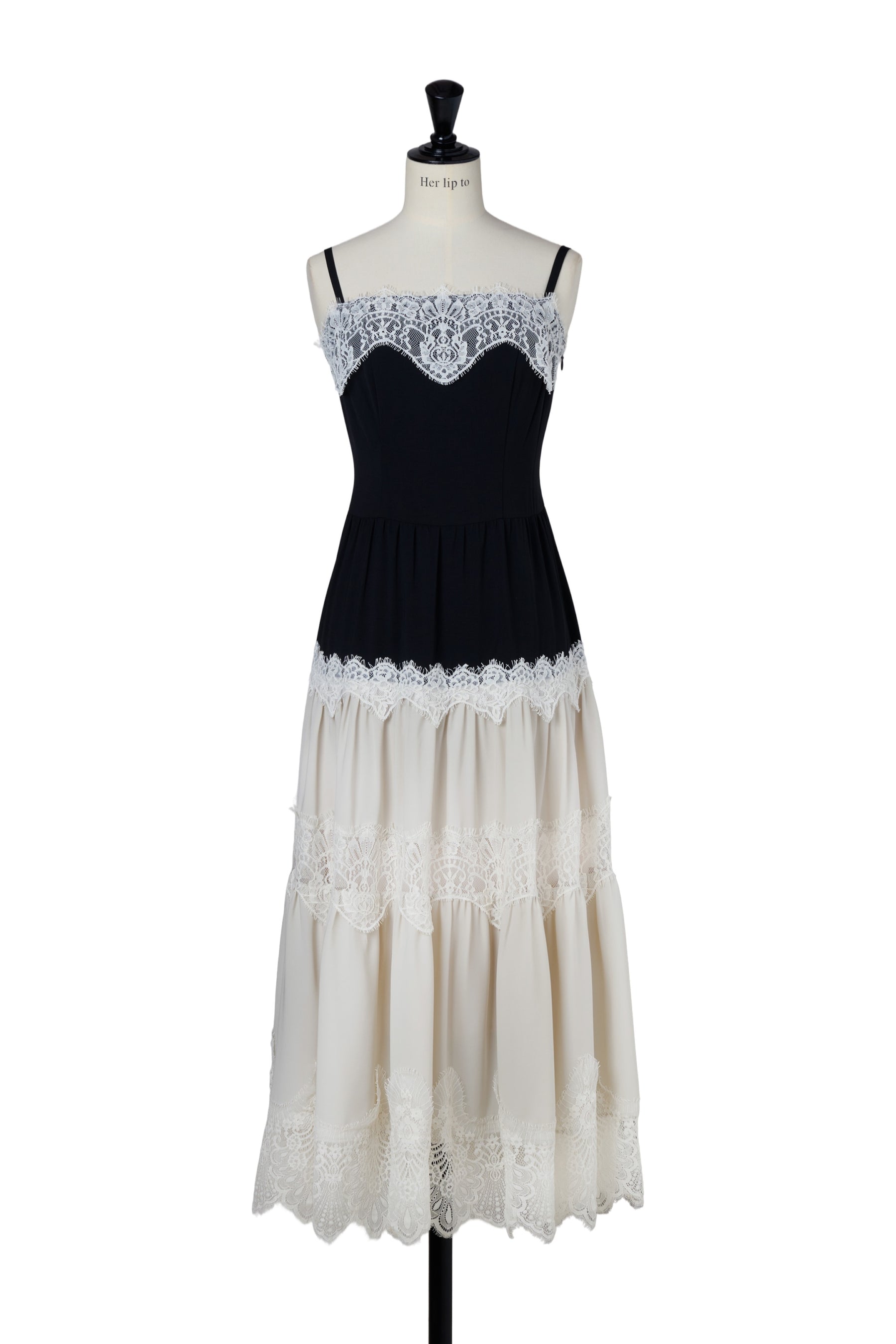【8月上旬発送】Isa Tiered Lace Cami Dress