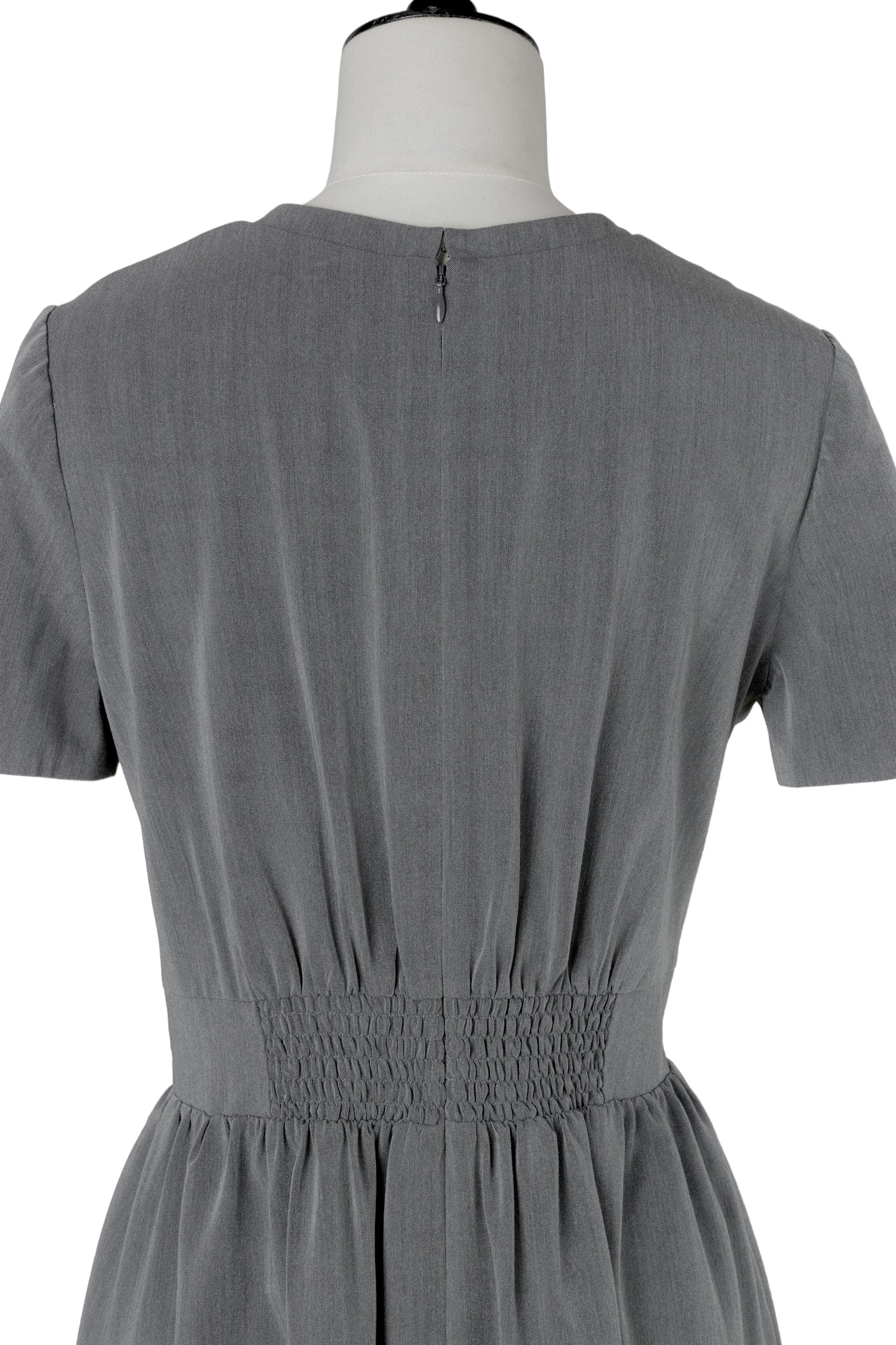 【8月下旬発送】Tucked Gathered Shirt Dress