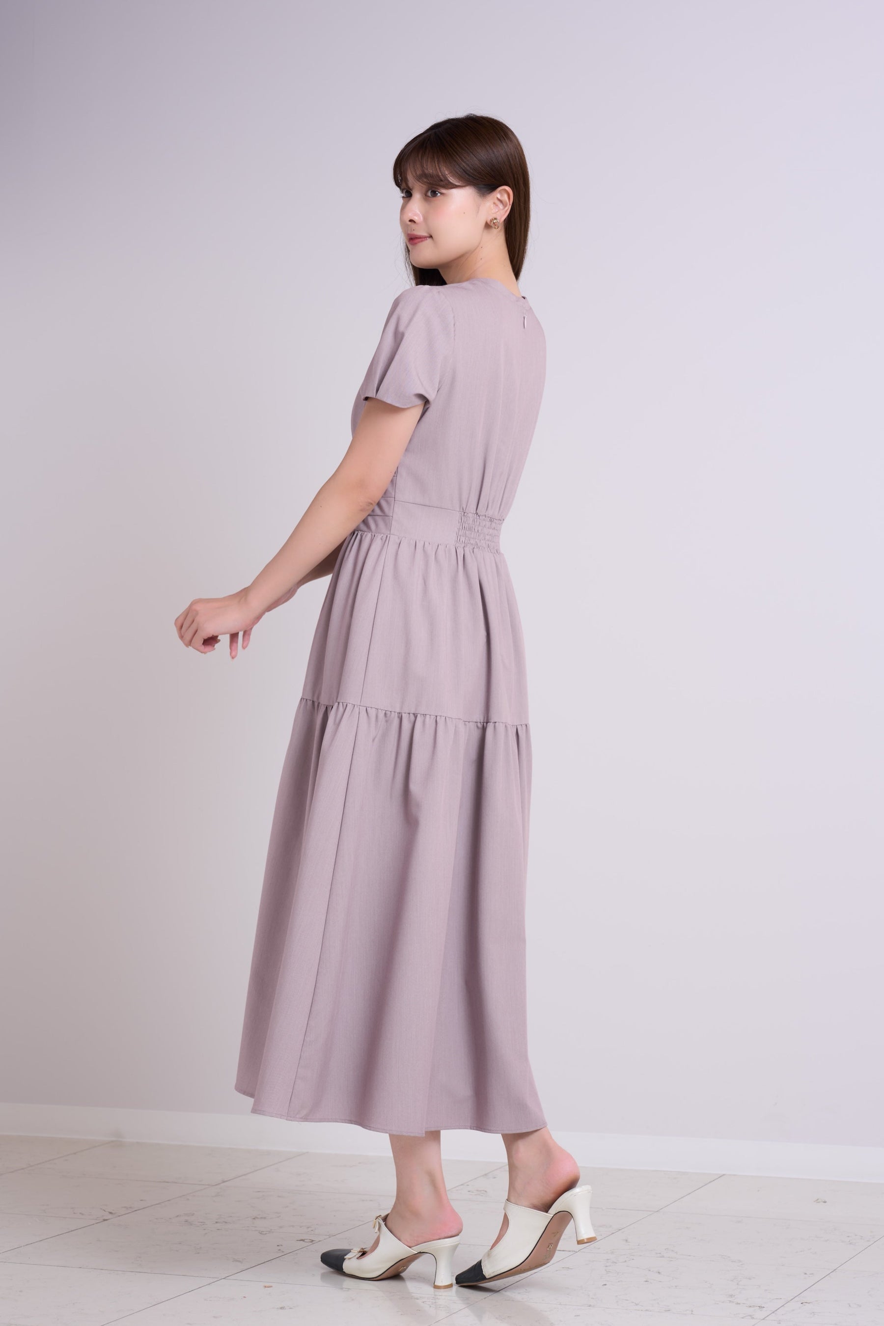 【8月下旬発送】Tucked Gathered Shirt Dress