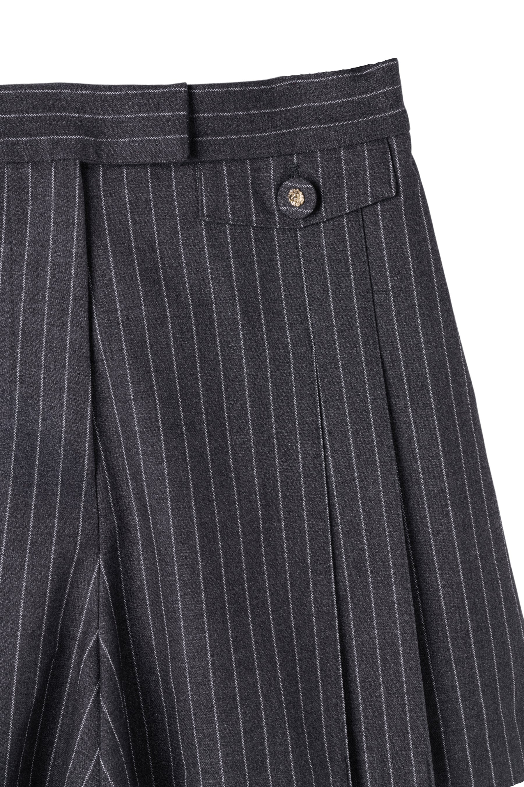 【9月中旬発送】Double Tuck Front Shorts