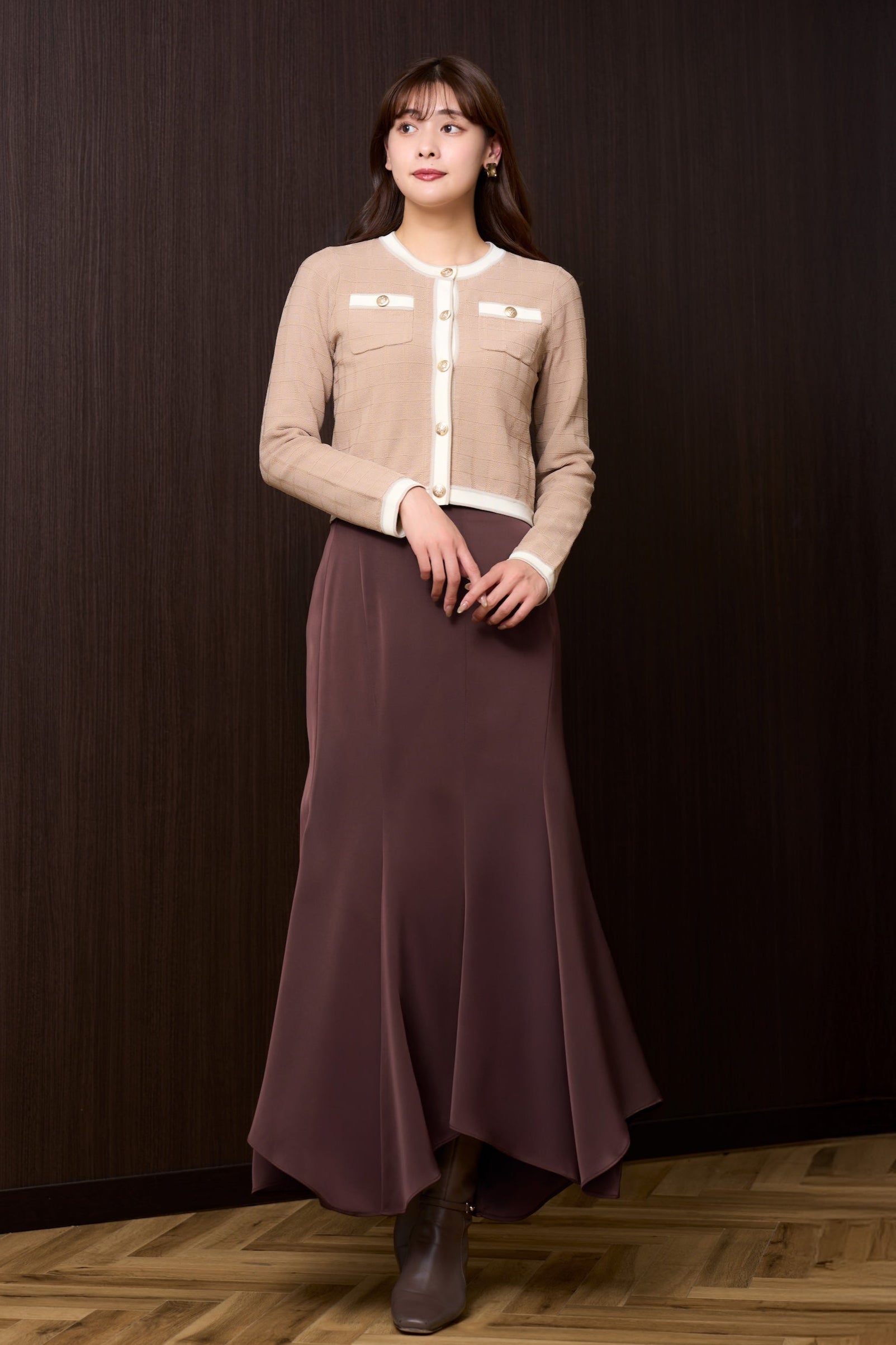 【beige petale / mocha / bordeaux】Asymmetry Hem Satin Skirt