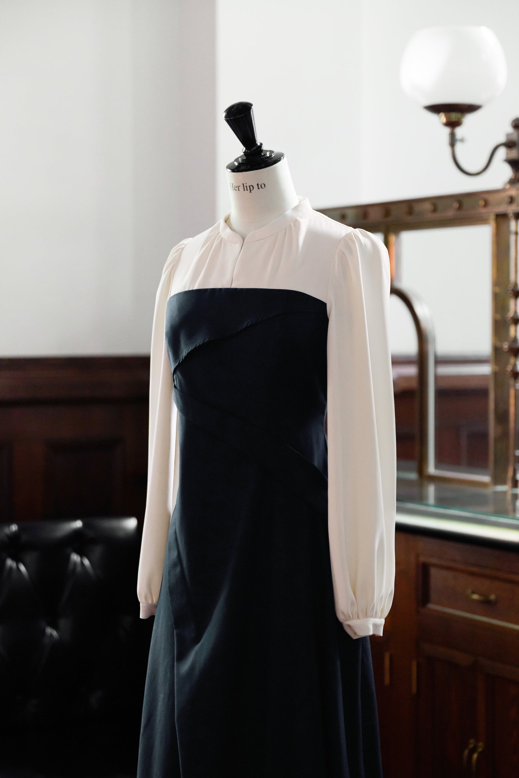 【新色】Bicolor Draped Dress