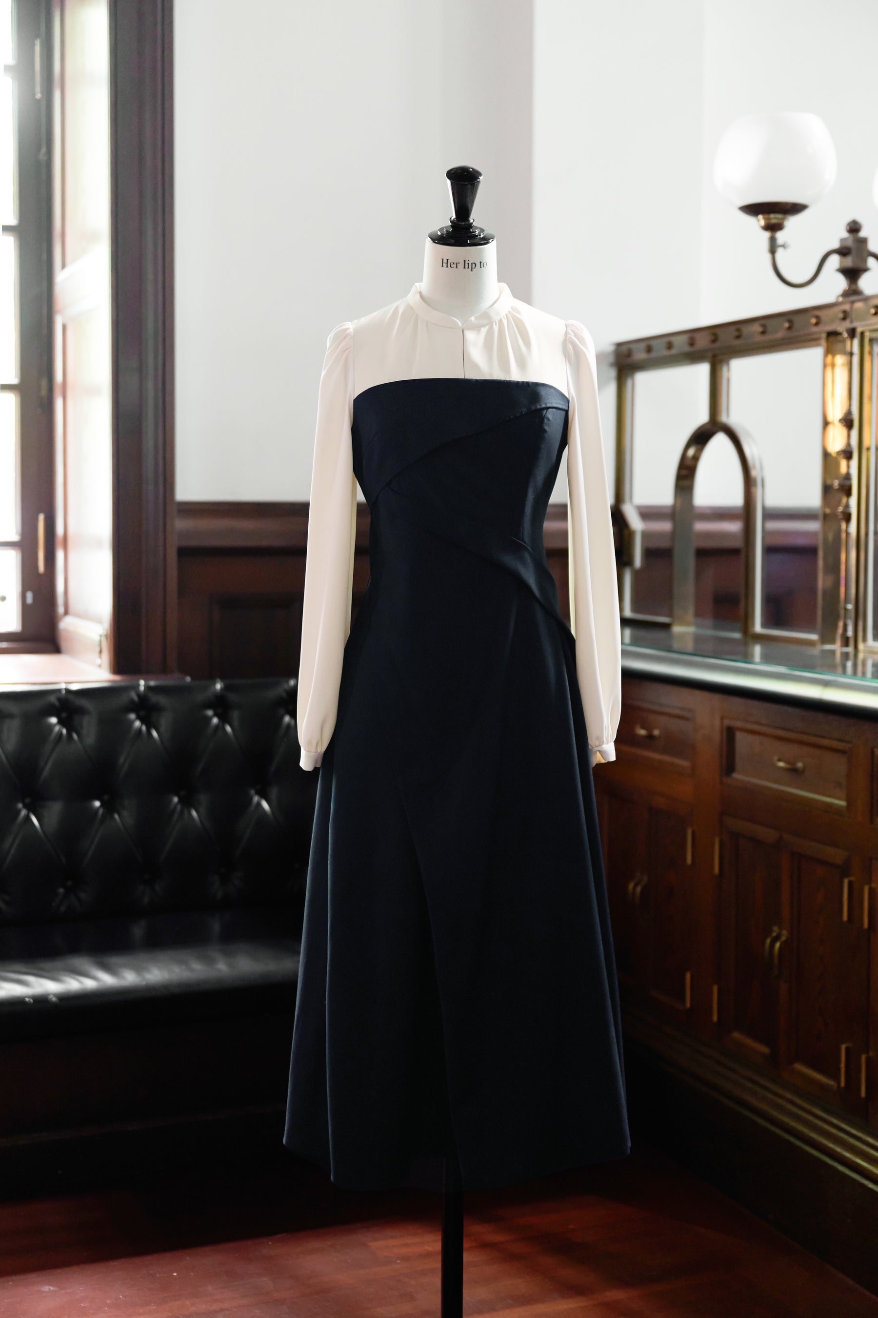 【新色】Bicolor Draped Dress