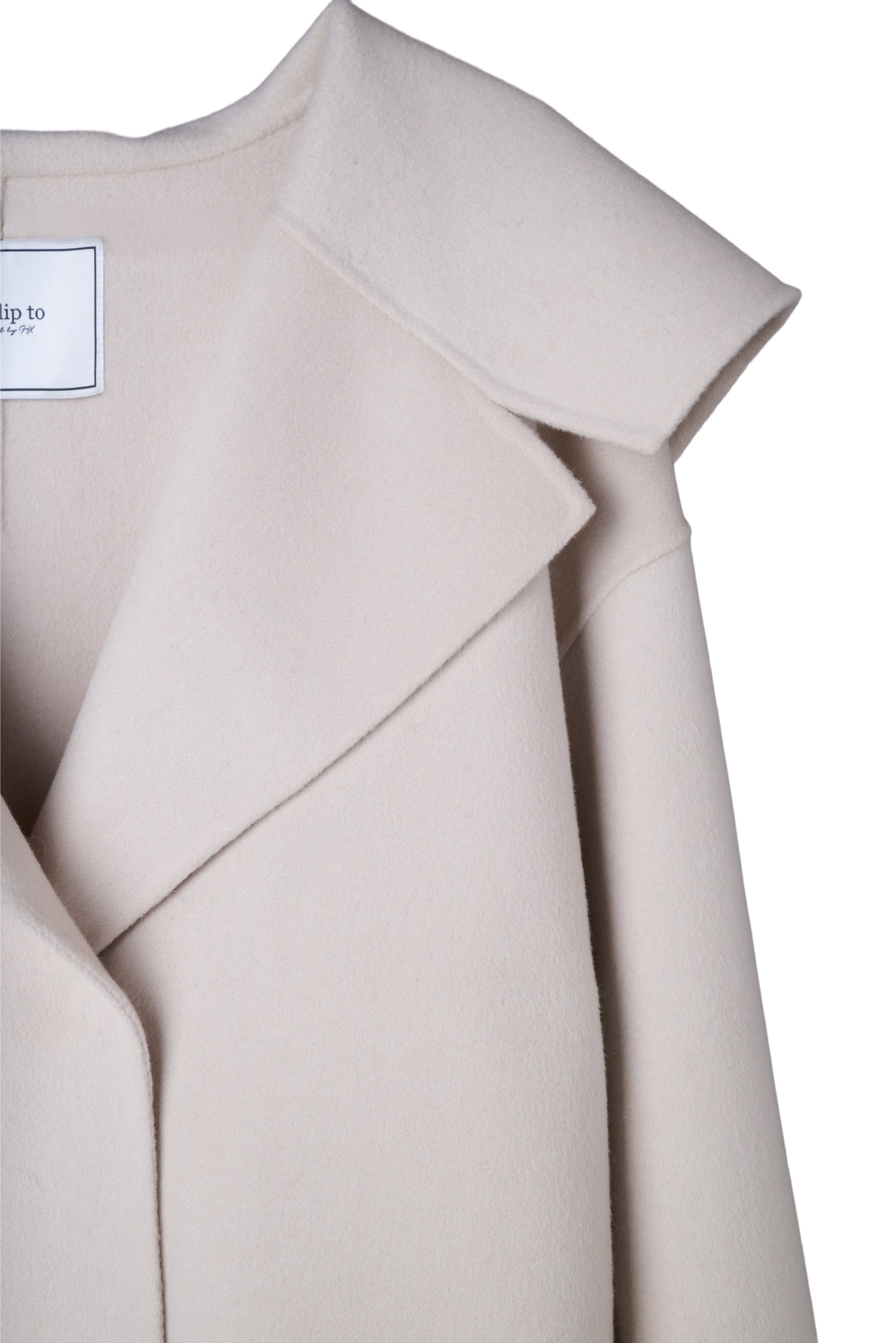 Loro Short Rever Coat