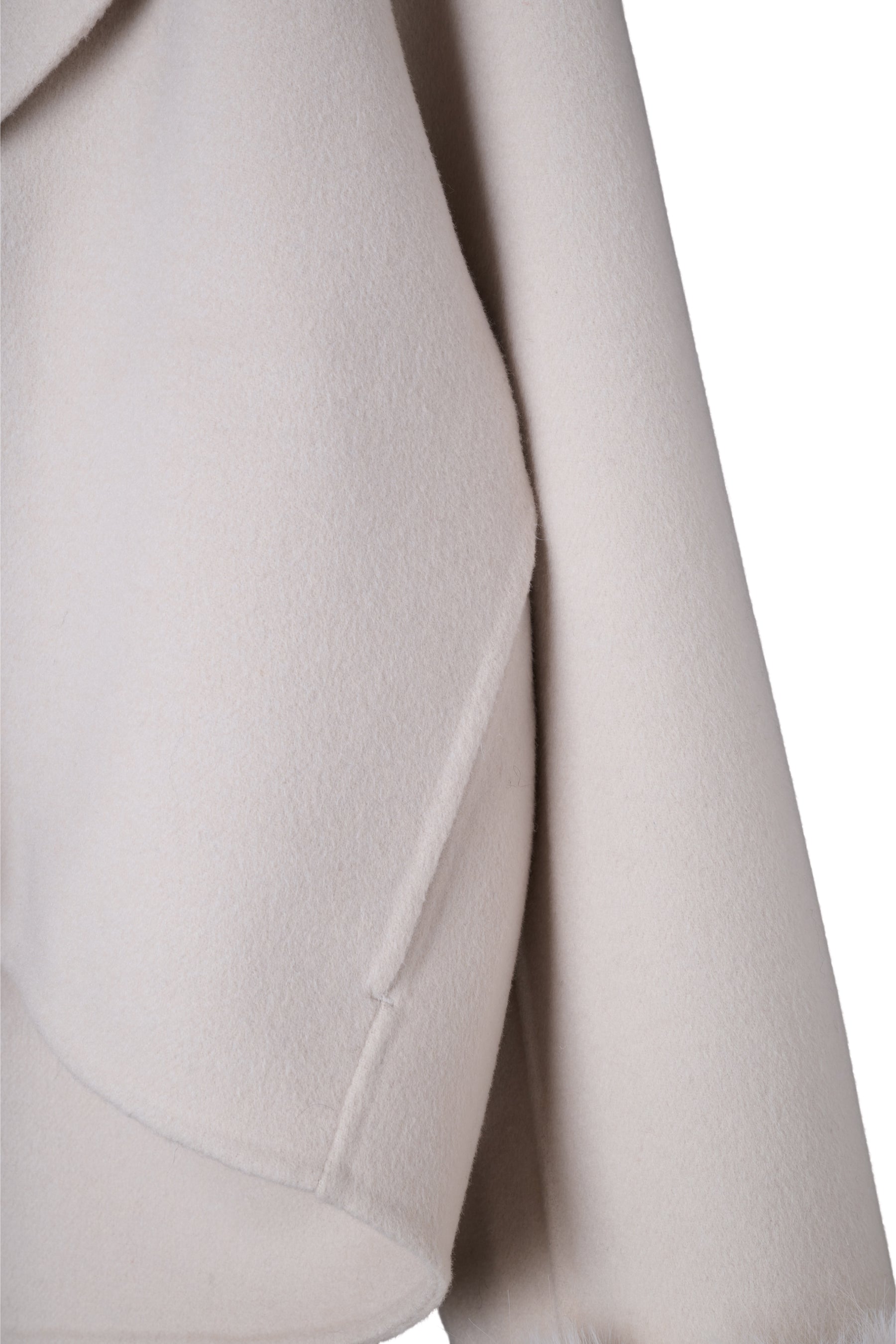 Loro Short Rever Coat