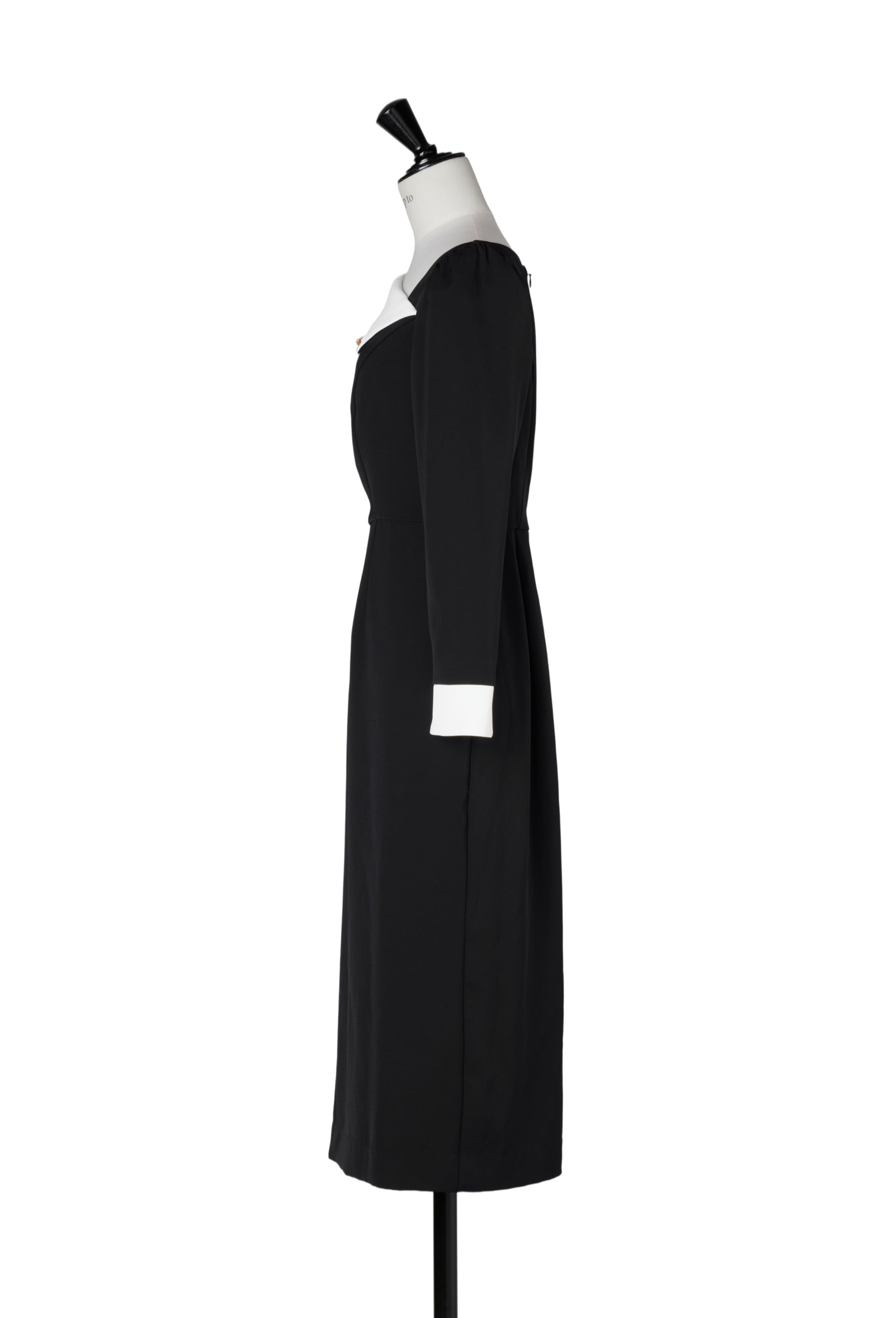 【11月上旬発送】Asymmetrical Collar Dress