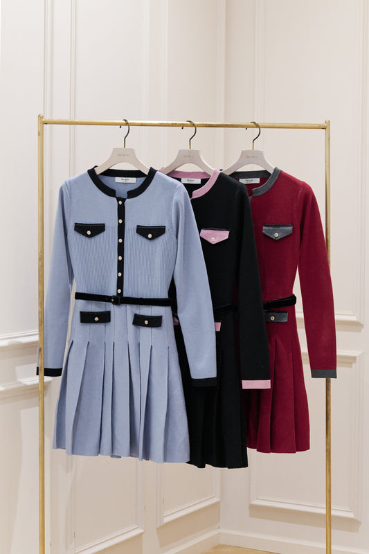 【black / red】Gabrielle Belted Knit Dress