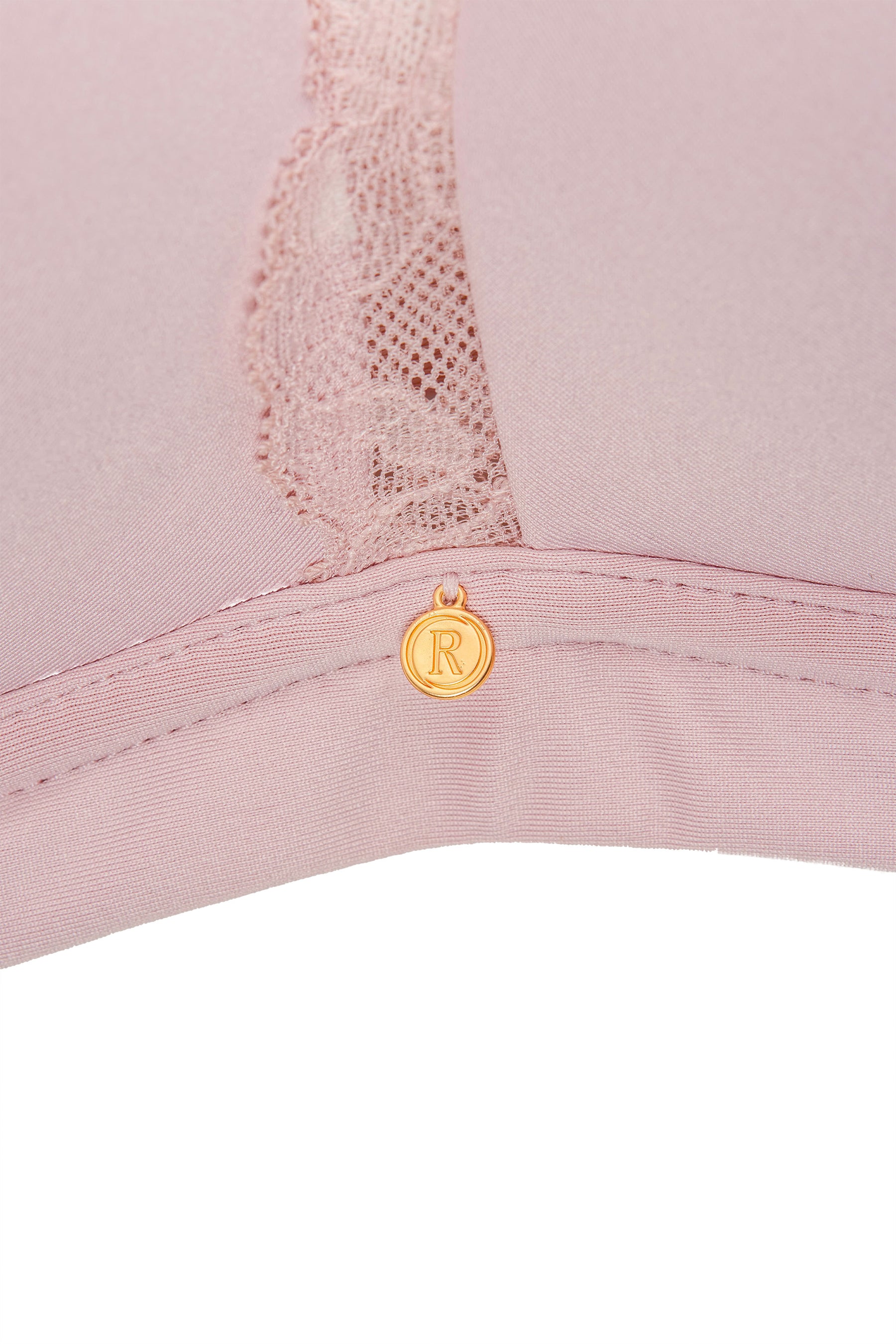 Everyday Essential Bra 楽なのに盛れる シームレスノンワイヤーブラ nude rose
