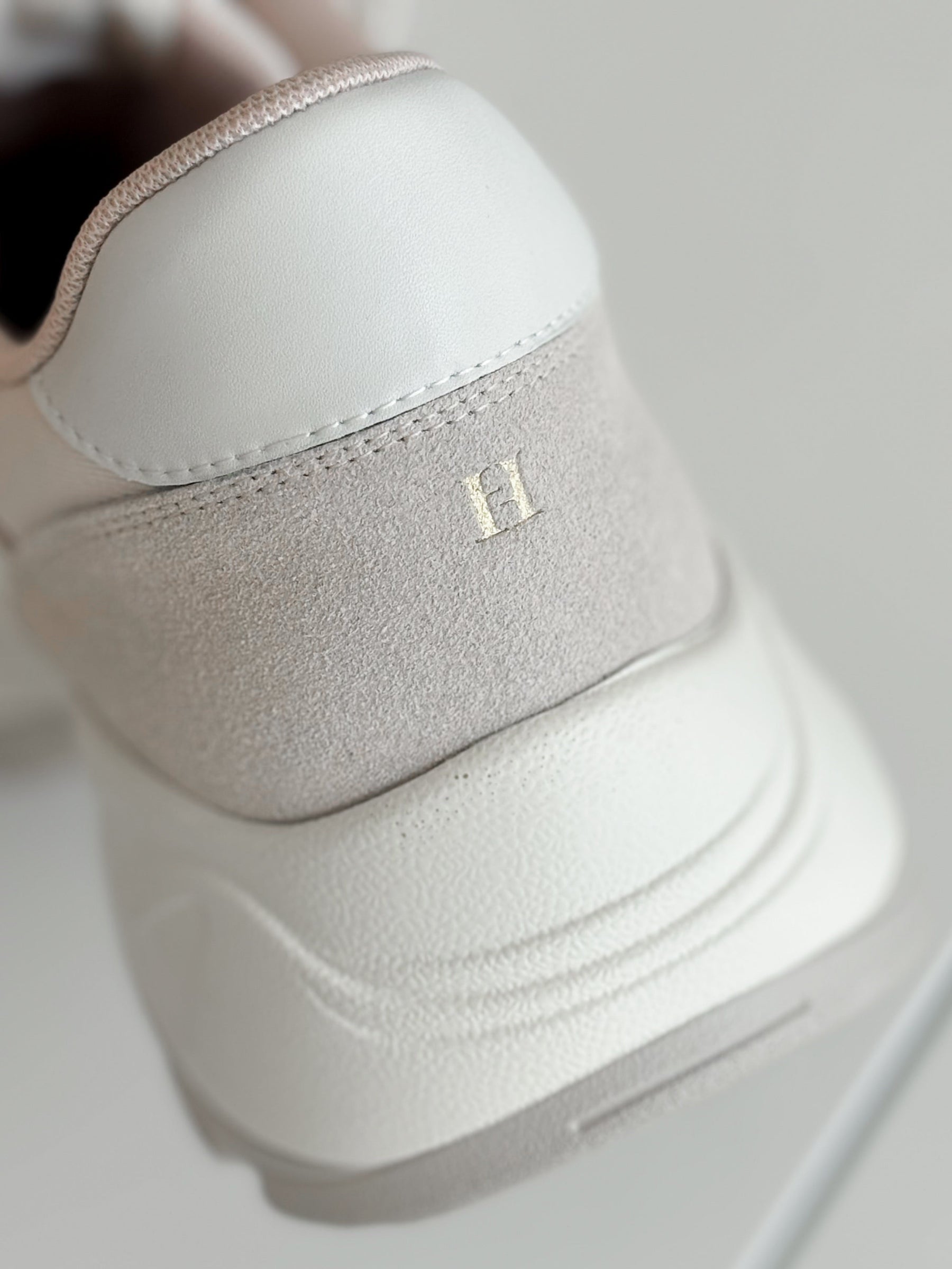 【white / beige / black×white / bordeaux】Le City HLT Sneakers