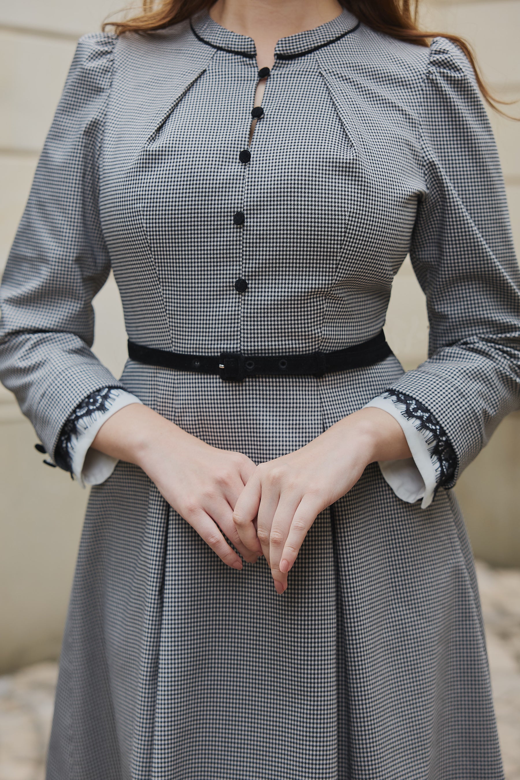 【11月中旬発送】Classic Monochrome Check Midi Dress