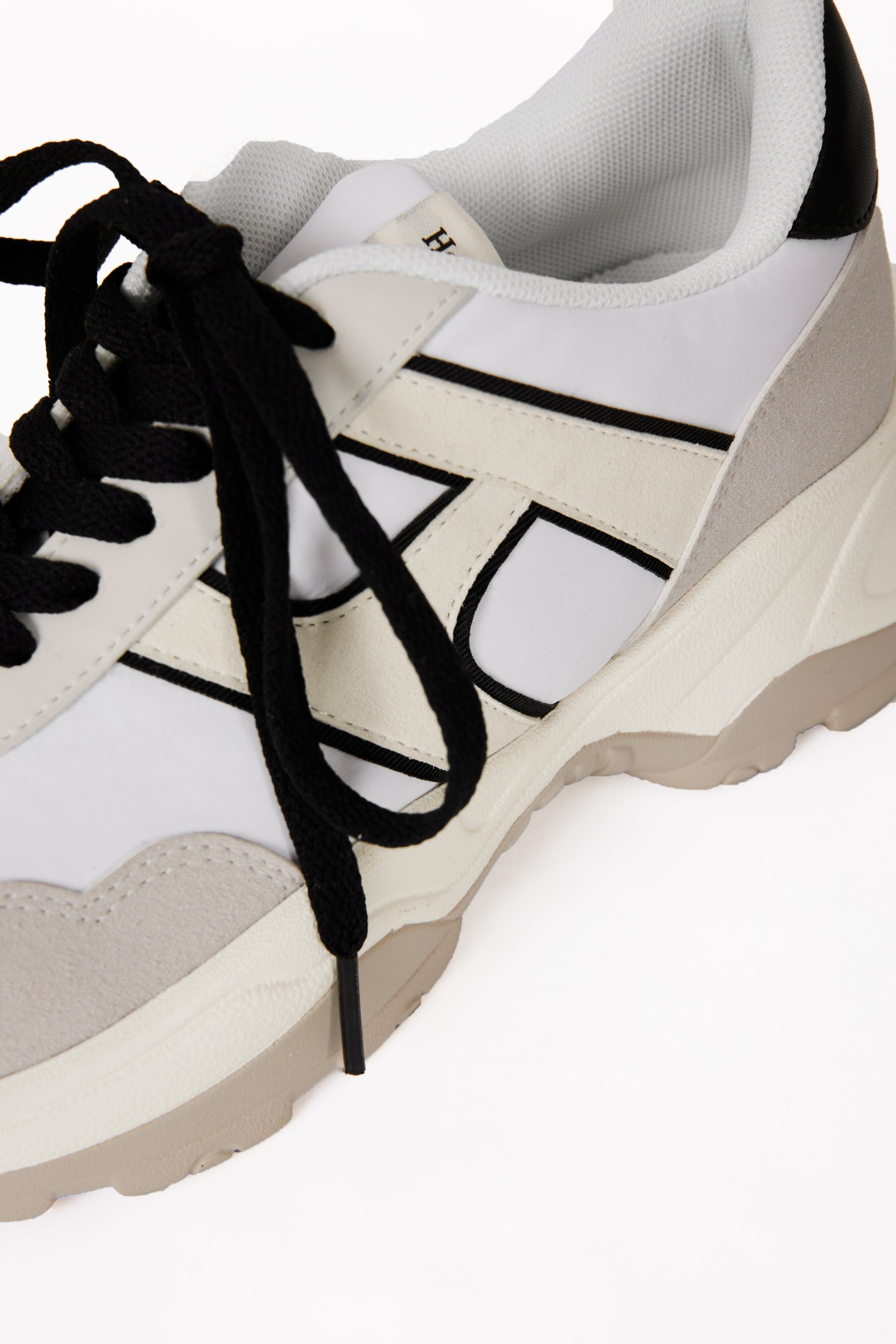 【white / beige / black×white / bordeaux】Le City HLT Sneakers