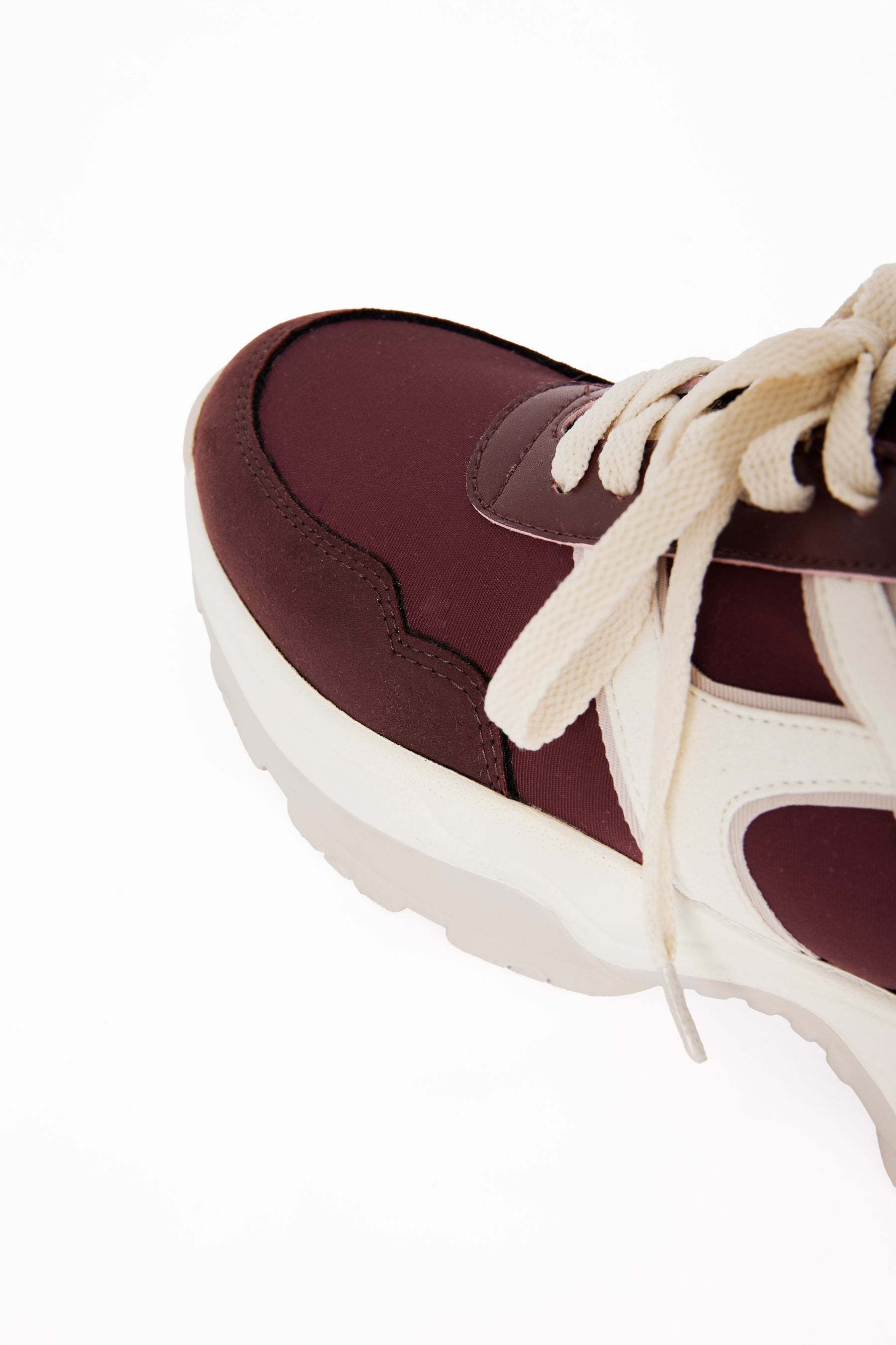 【white / beige / black×white / bordeaux】Le City HLT Sneakers