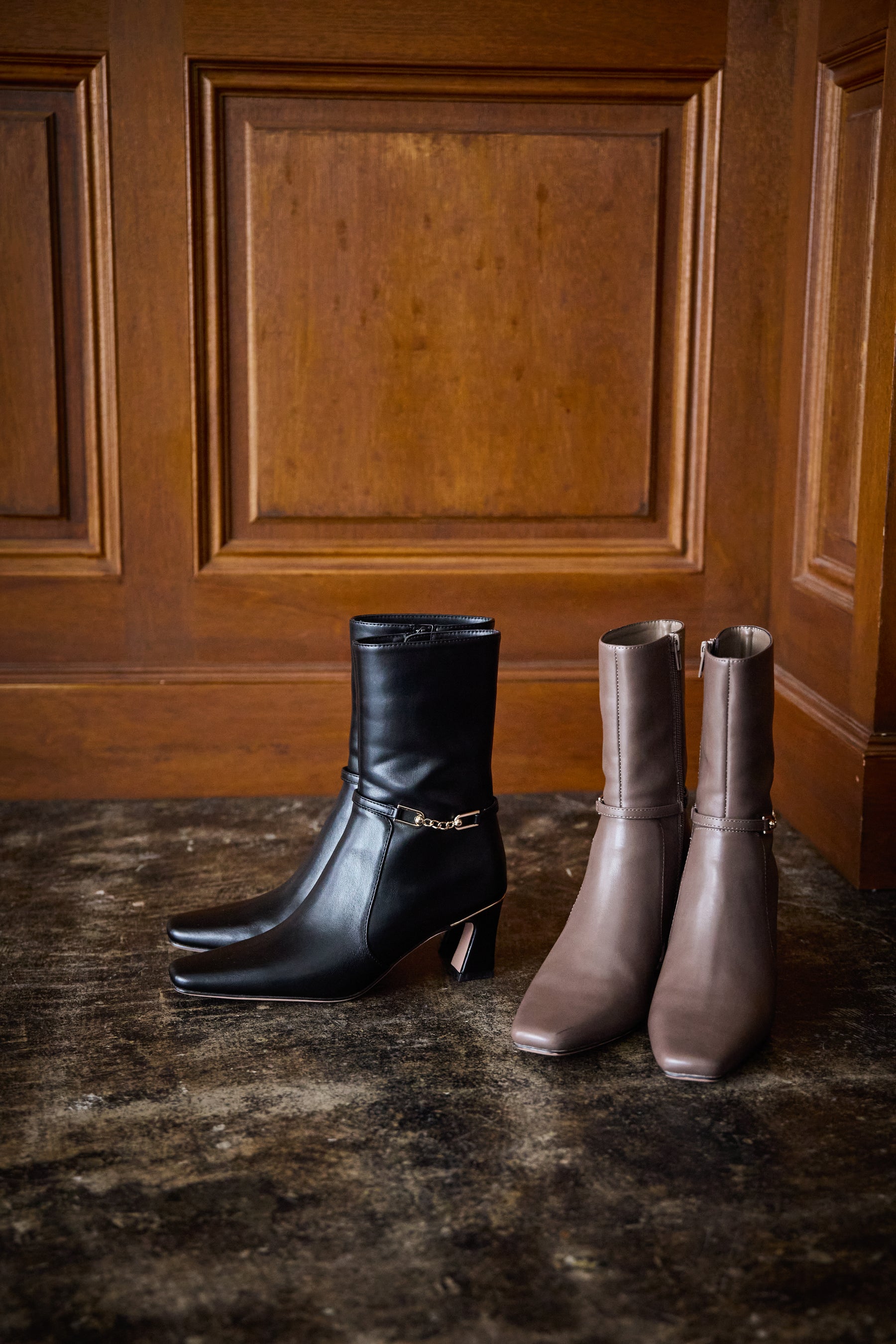 Side Bit Ankle Boots