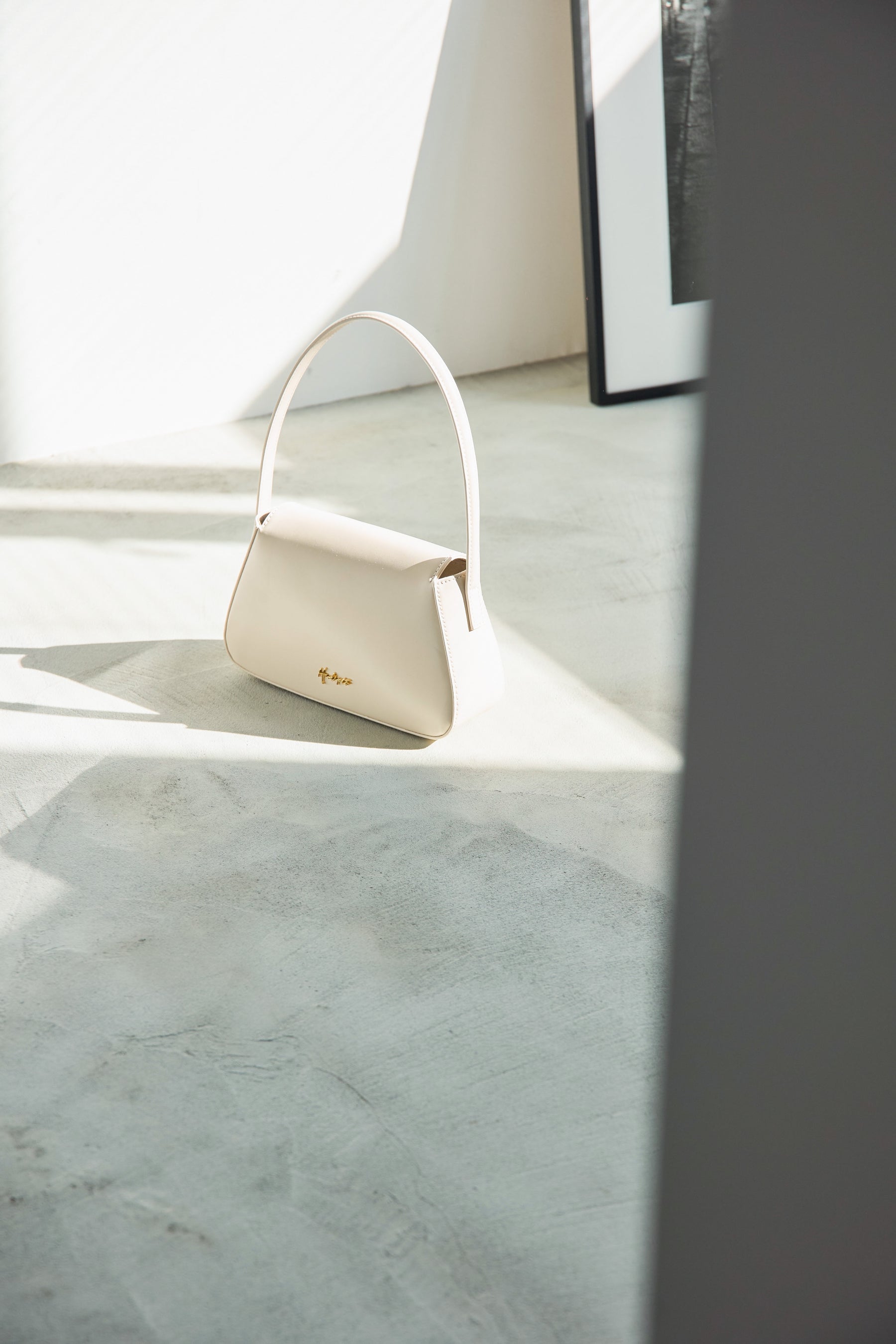 【新色】Classic Lady Baguette Bag