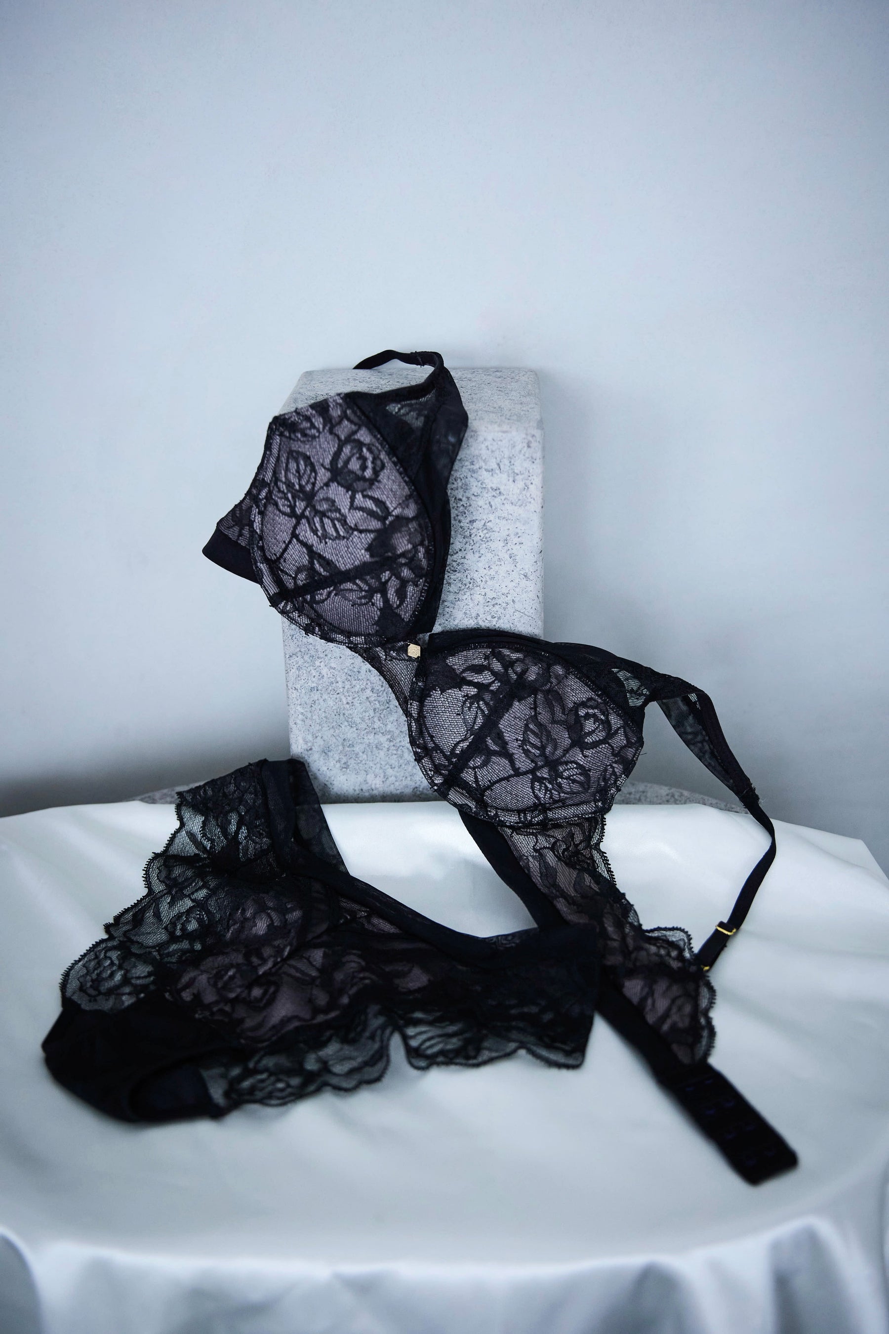 【black】【Shorts】Rose Veil Bra Set