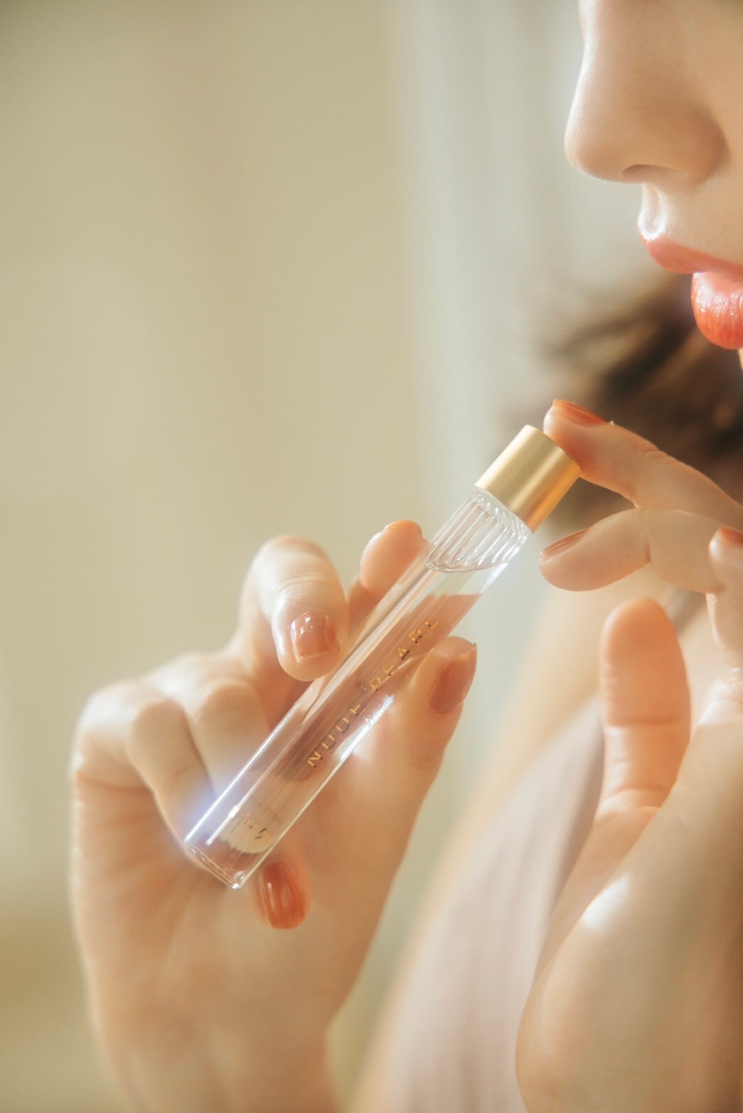 Roll-on Perfume Oil - NUDE PEARL -