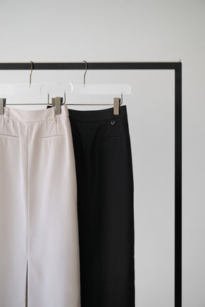 Front Slit Long Skirt