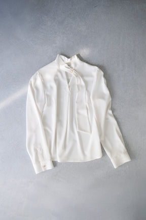 Long Tie Slit Blouse