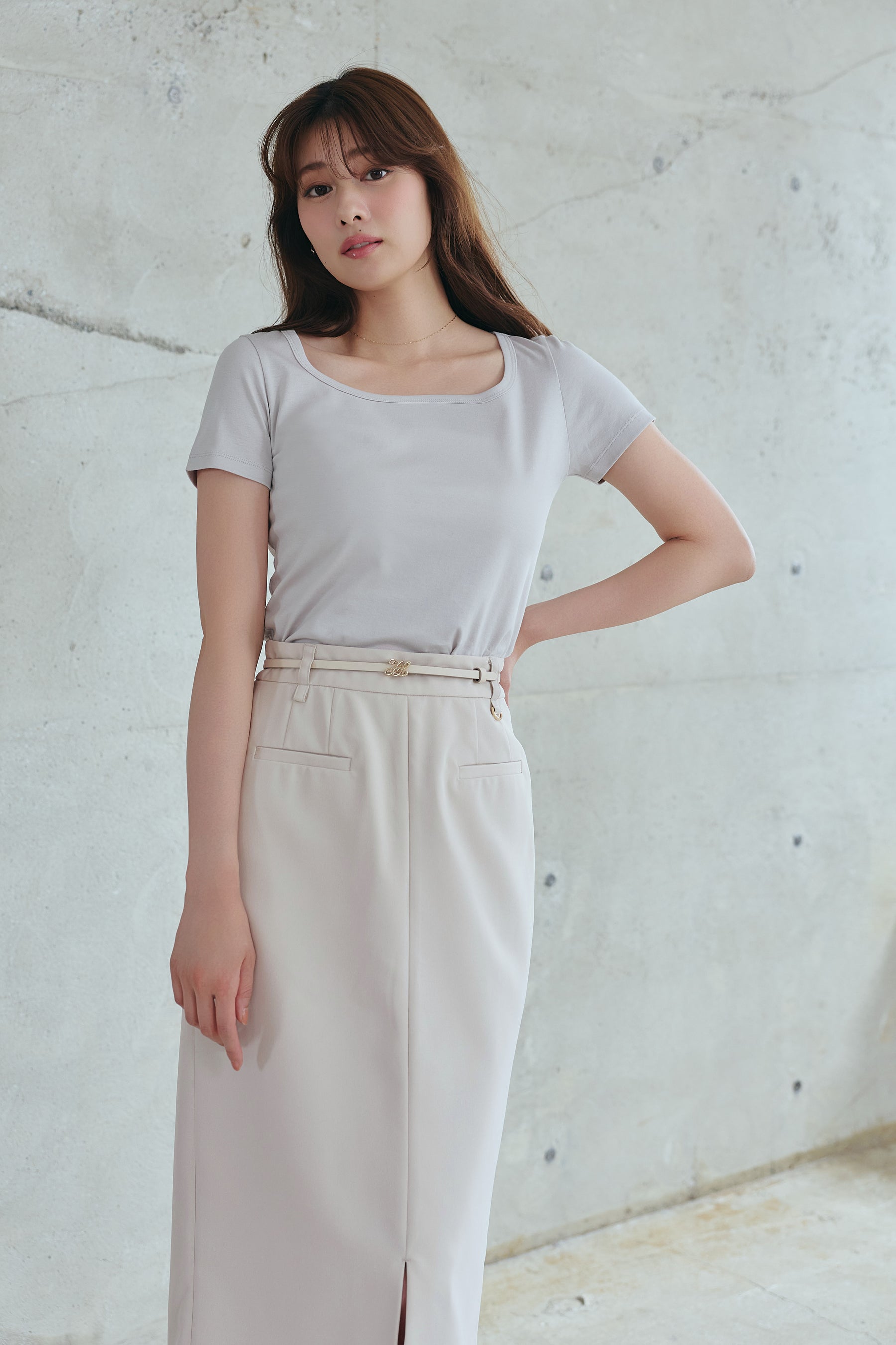 【7月中旬発送】【taupe / mocha / black】［Essentia］Essentia Basic Tee