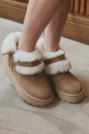 Trois Shearling Boots