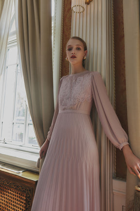 【9月上旬発送】Vol.1 Pleated Chiffon Lace Dress