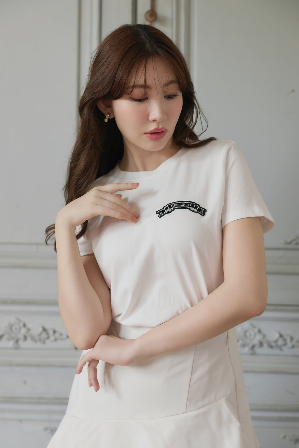 HLT Bow-Embroidered Tee