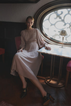 【9月上旬発送】Vol.1 Pleated Chiffon Lace Dress