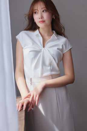 ［FOR HER］[Ships in Late June]Twist French Sleeve Top