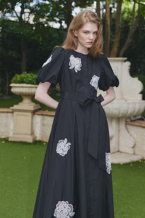 【新色】Vol.2 Rose Embroidered Dress