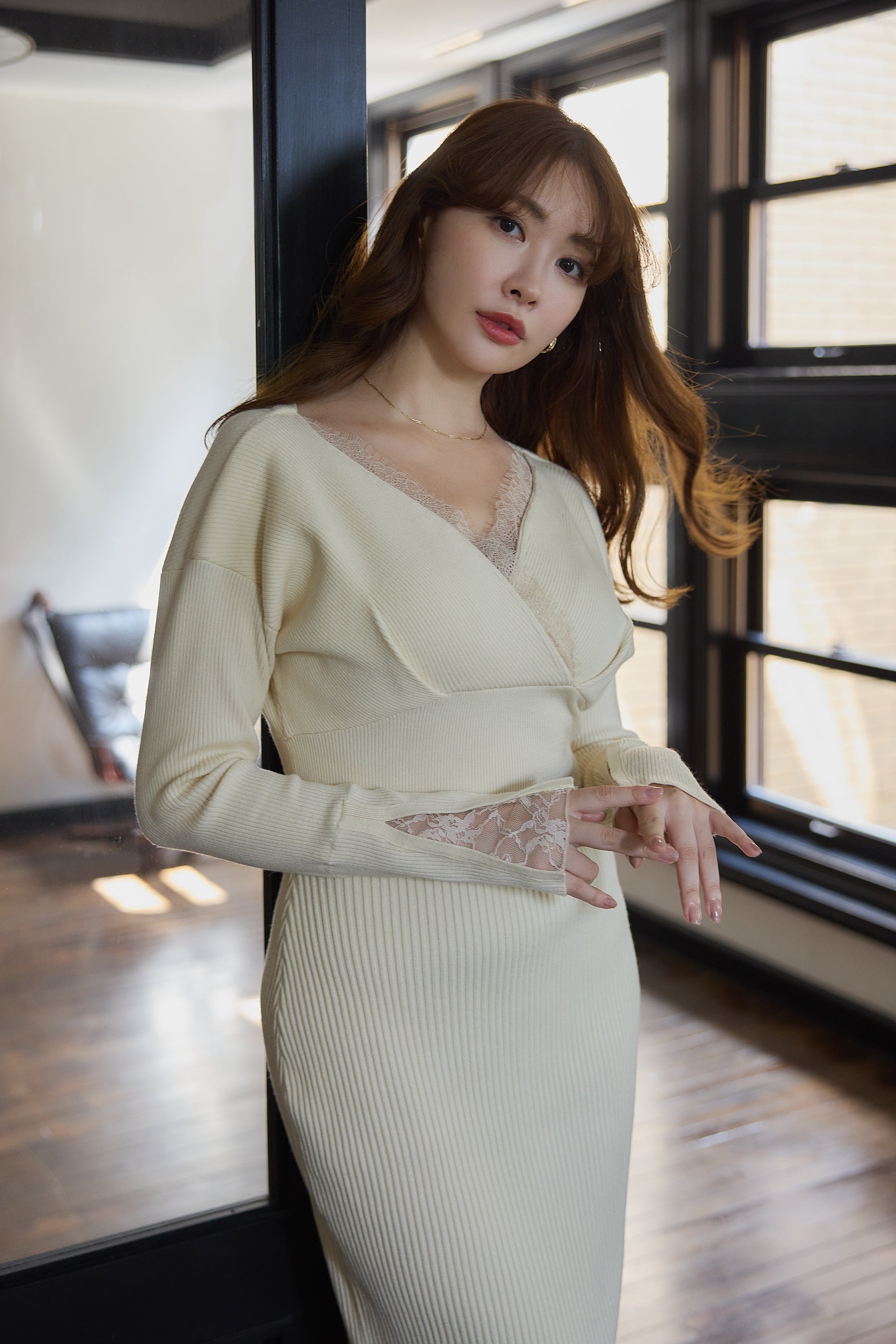 【10月上旬発送】Lace-Trimmed Knit Dress