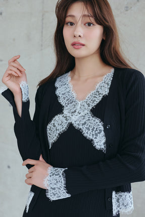 ［Essentia］Lace-Trimmed Knit Dress Set