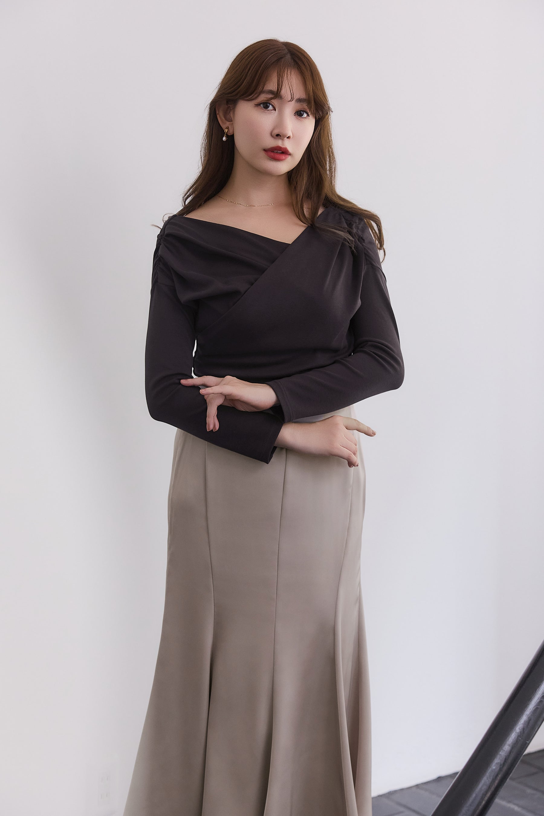 【新色】Asymmetric Cotton-blend Jersey Top