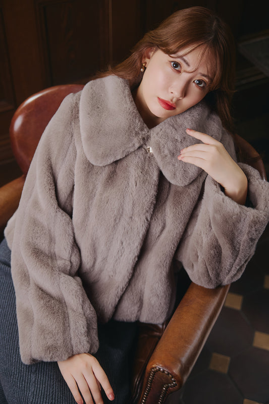 [New color] Winter Love Faux Fur Coat 