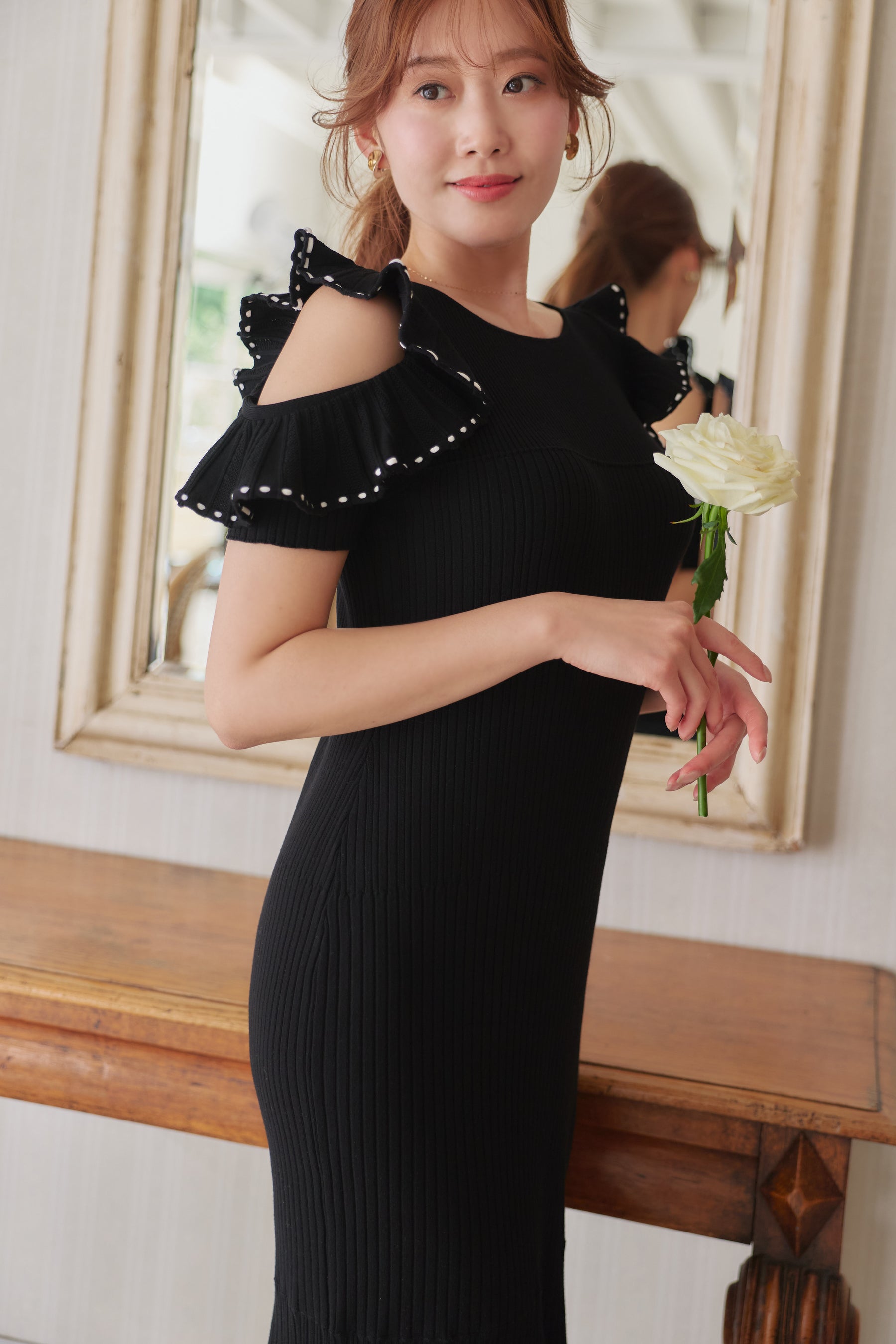 ミストレアス Whipped Frills Off Shoulder Knit Whipped Frills Off Shoulder Knit Top - MISTREASS