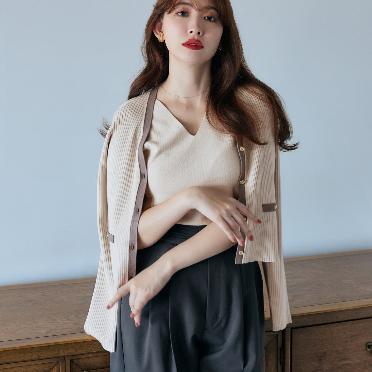 Multi-Layered Bicolor Cardigan