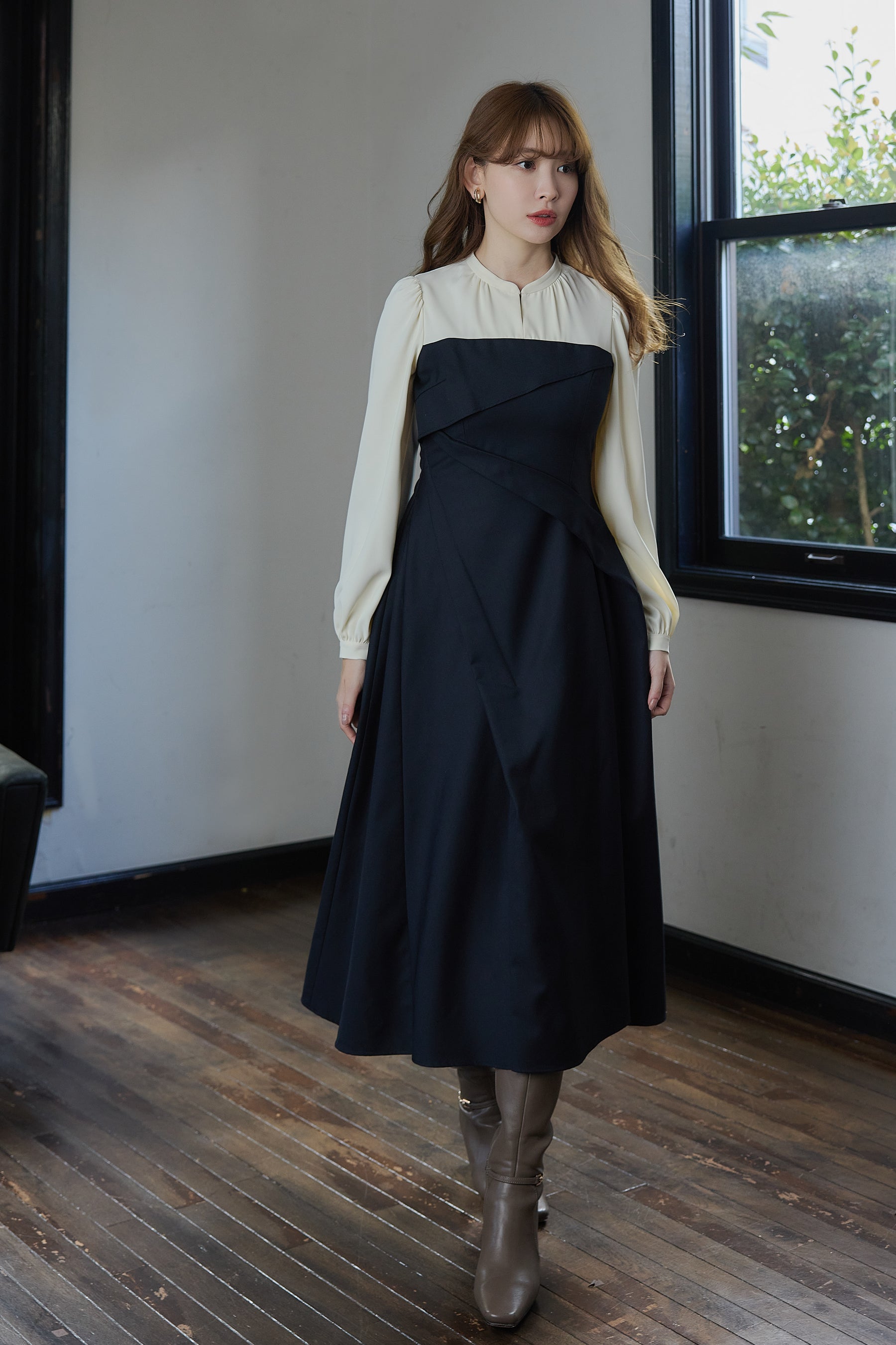 【10月中旬発送】Bicolor Draped Dress