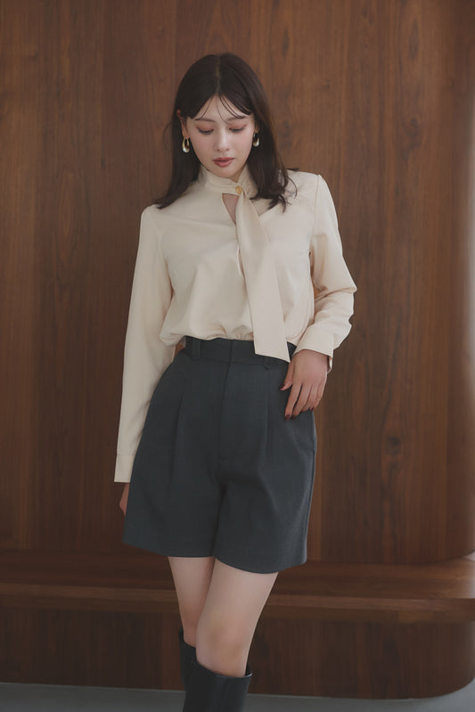 [Ships in early October]［Essentia］Twill Bermuda Shorts
