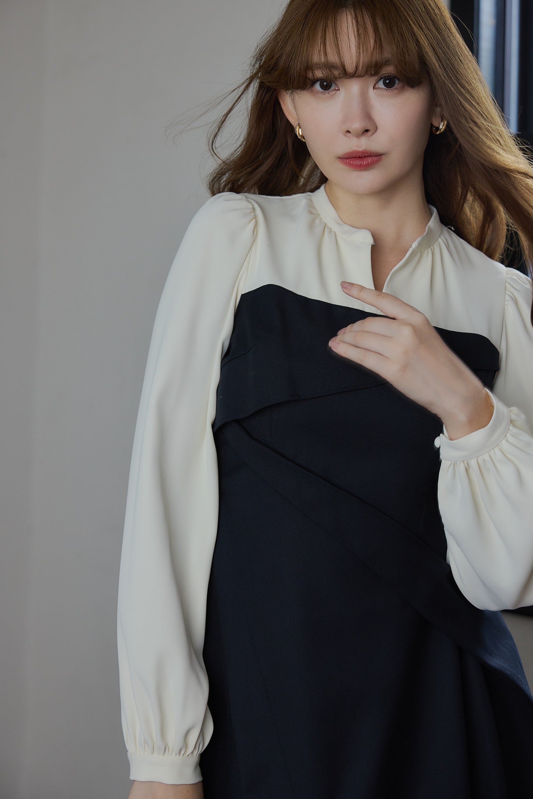 【10月中旬発送】Bicolor Draped Dress